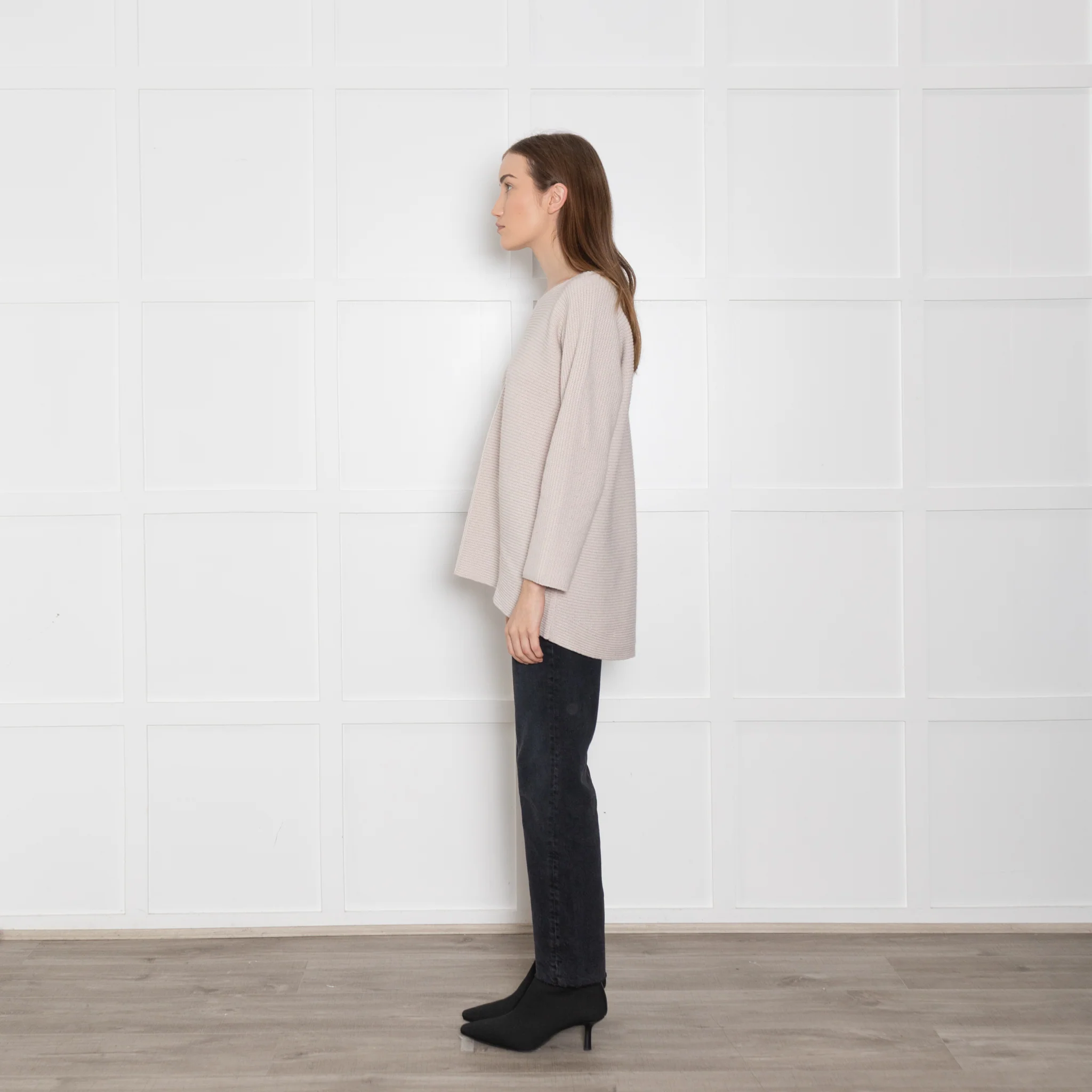 Le Tricot Perugia Beige Wool/Silk/Cashmere Mix Jumper - Image 4