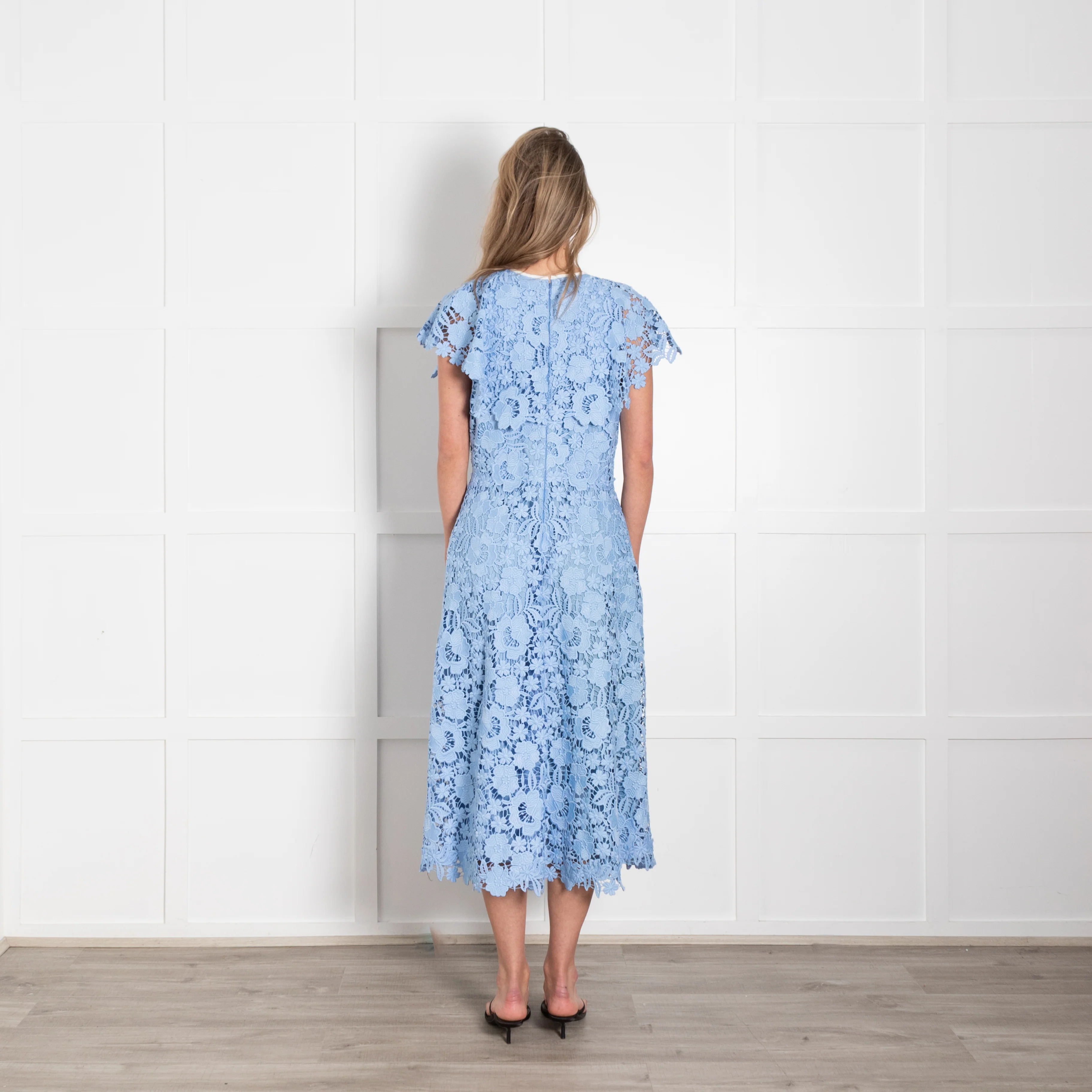 Lela Rose Pale Blue Lace White Trim Sleeveless Midi Dress - Image 5