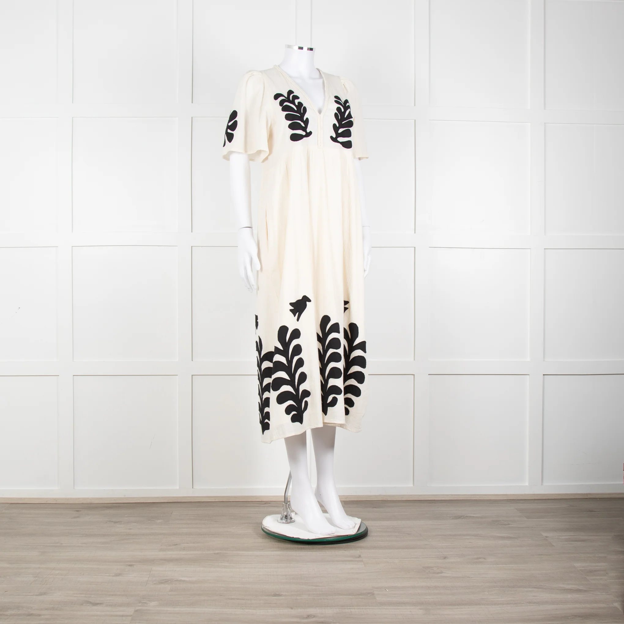 Leon & Harper Cream Cheesecloth Dress With Black Applique Pattern - Image 8