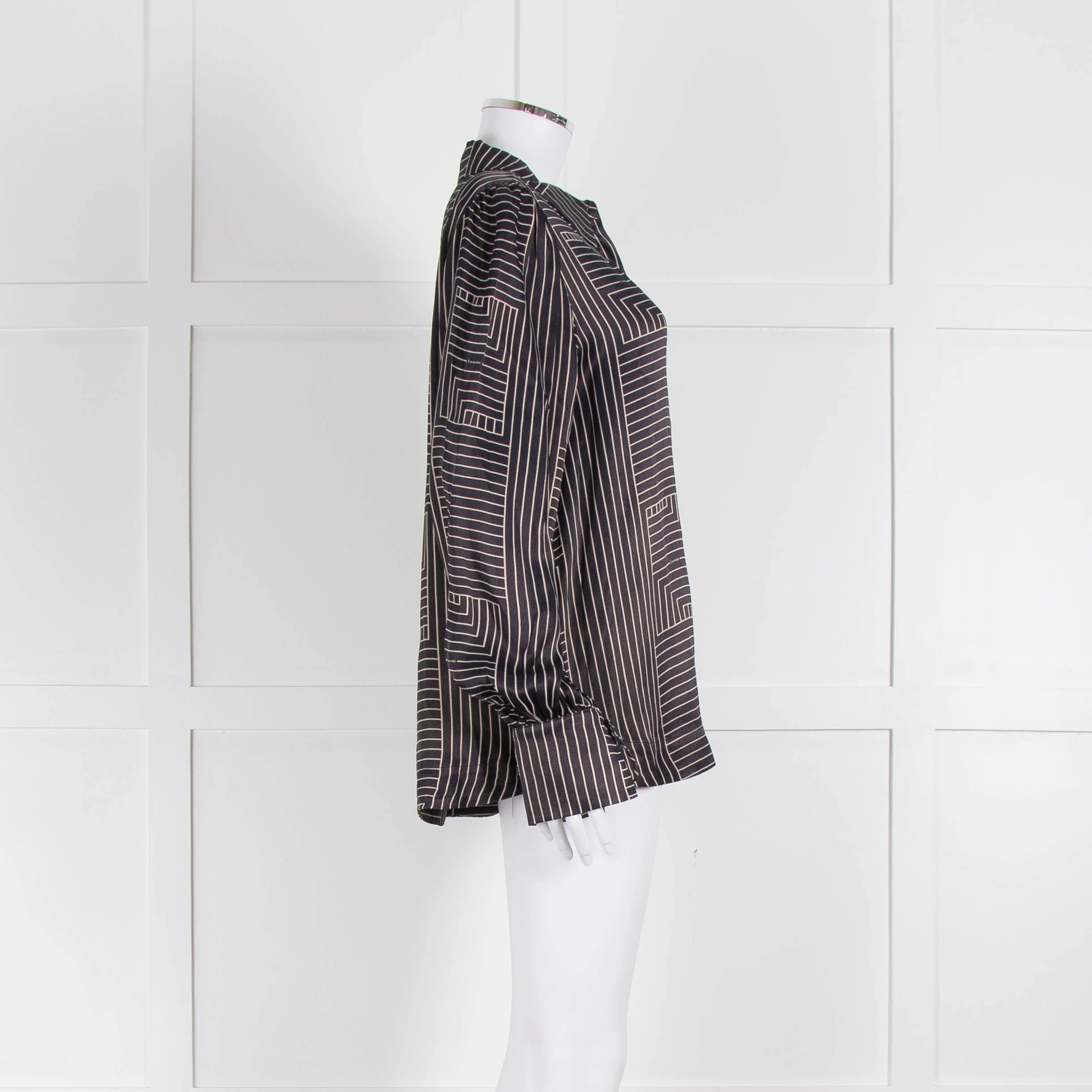 Levete Room Black Neutral Geometric Print Blouse - Image 3