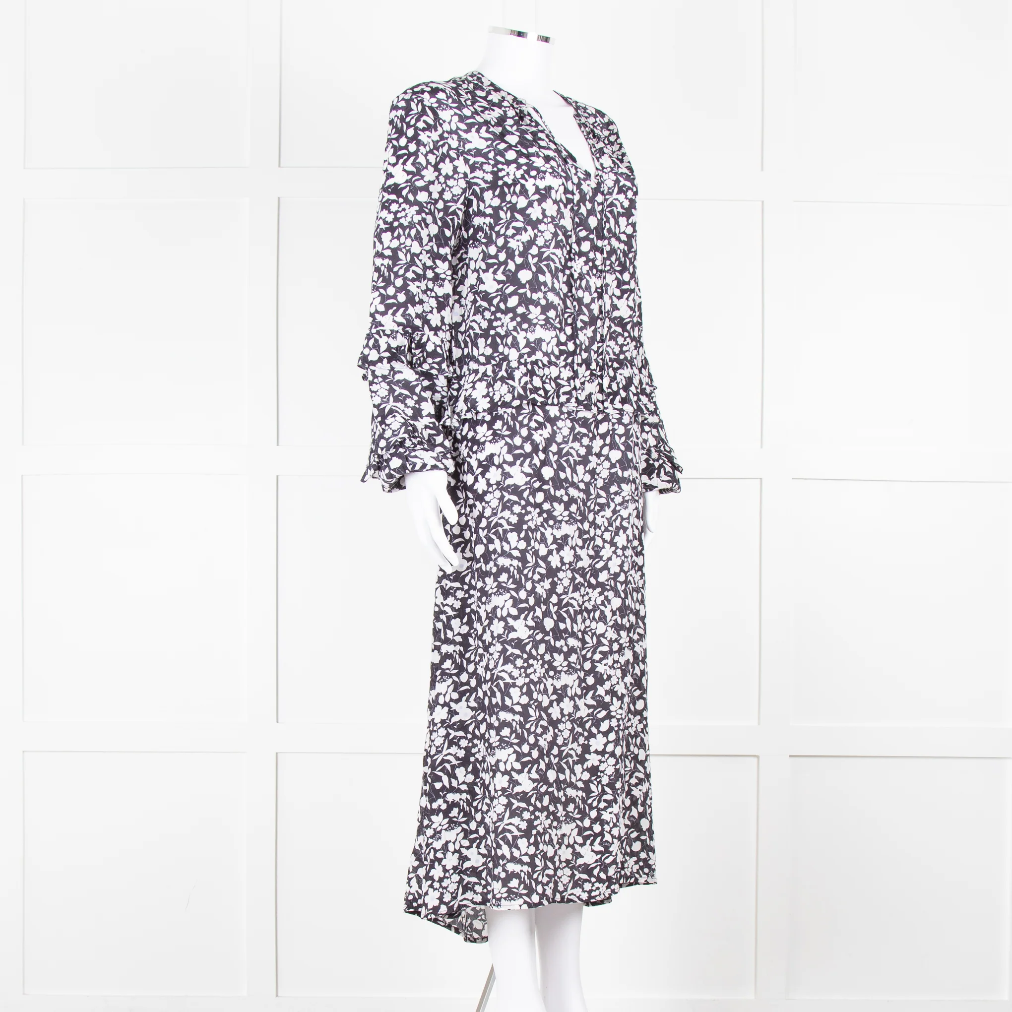 Lily And Lionel Dark Navy Blue White Floral Print Maxi Dress - Image 7