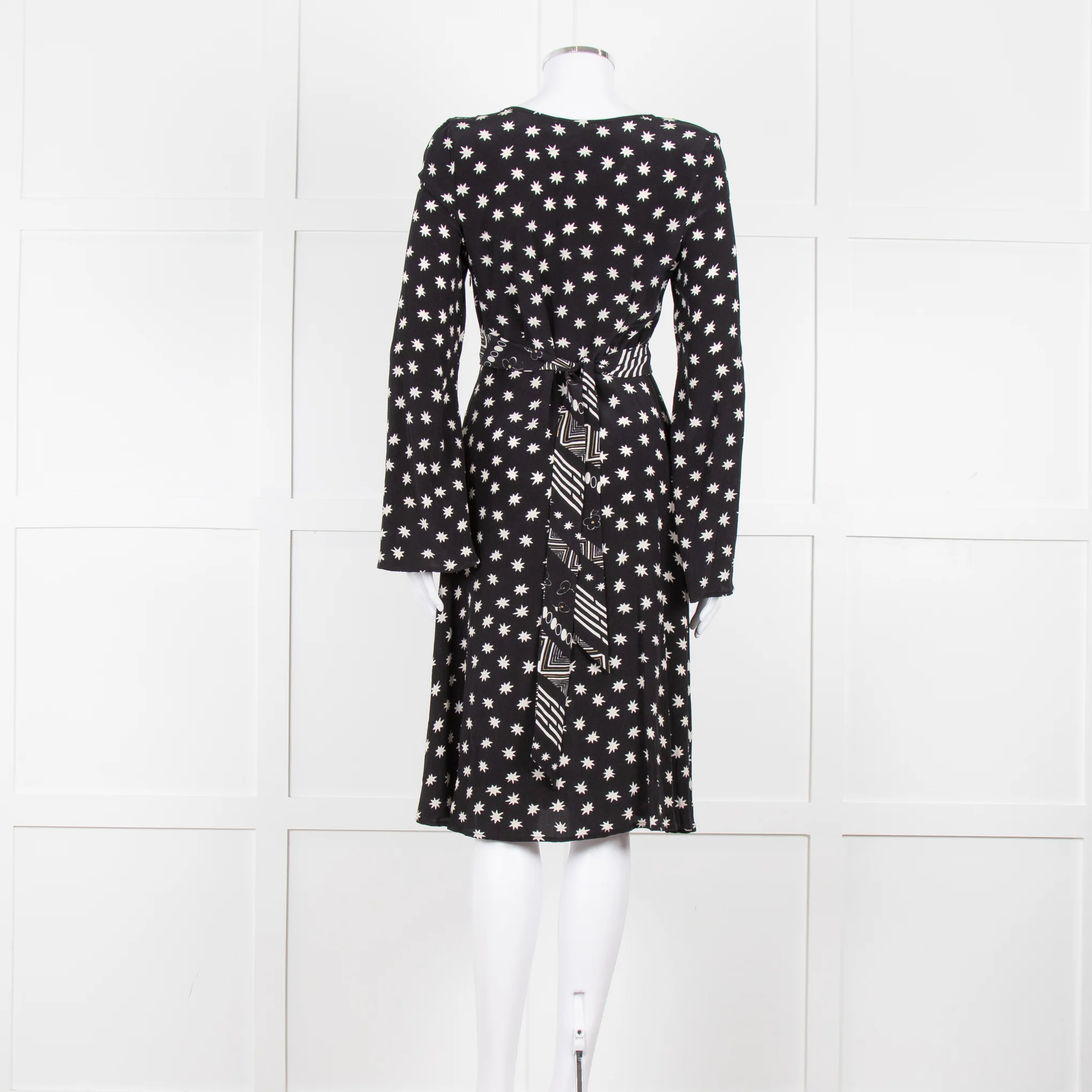 Lily & Lionel Black With White Star Print Dress With Contrast Belt - Image 5