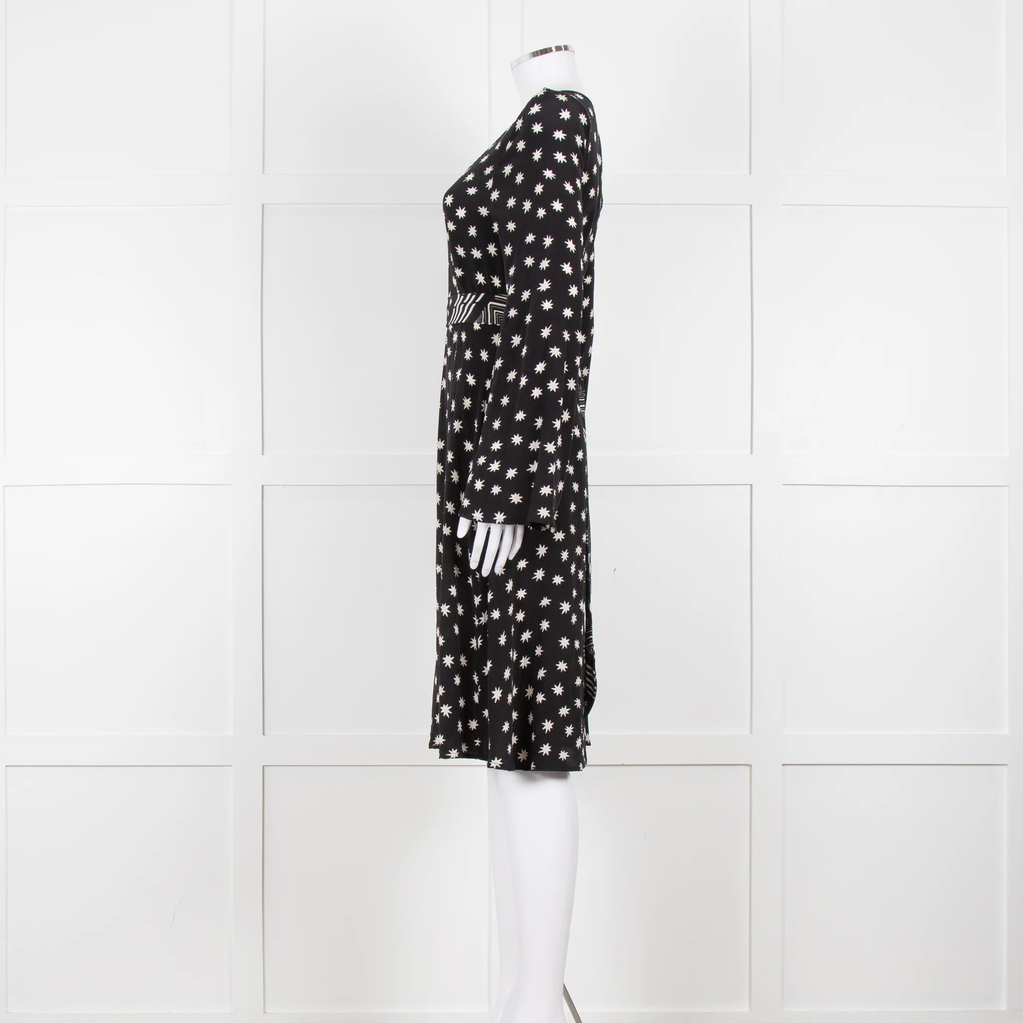 Lily & Lionel Black With White Star Print Dress With Contrast Belt - Image 7