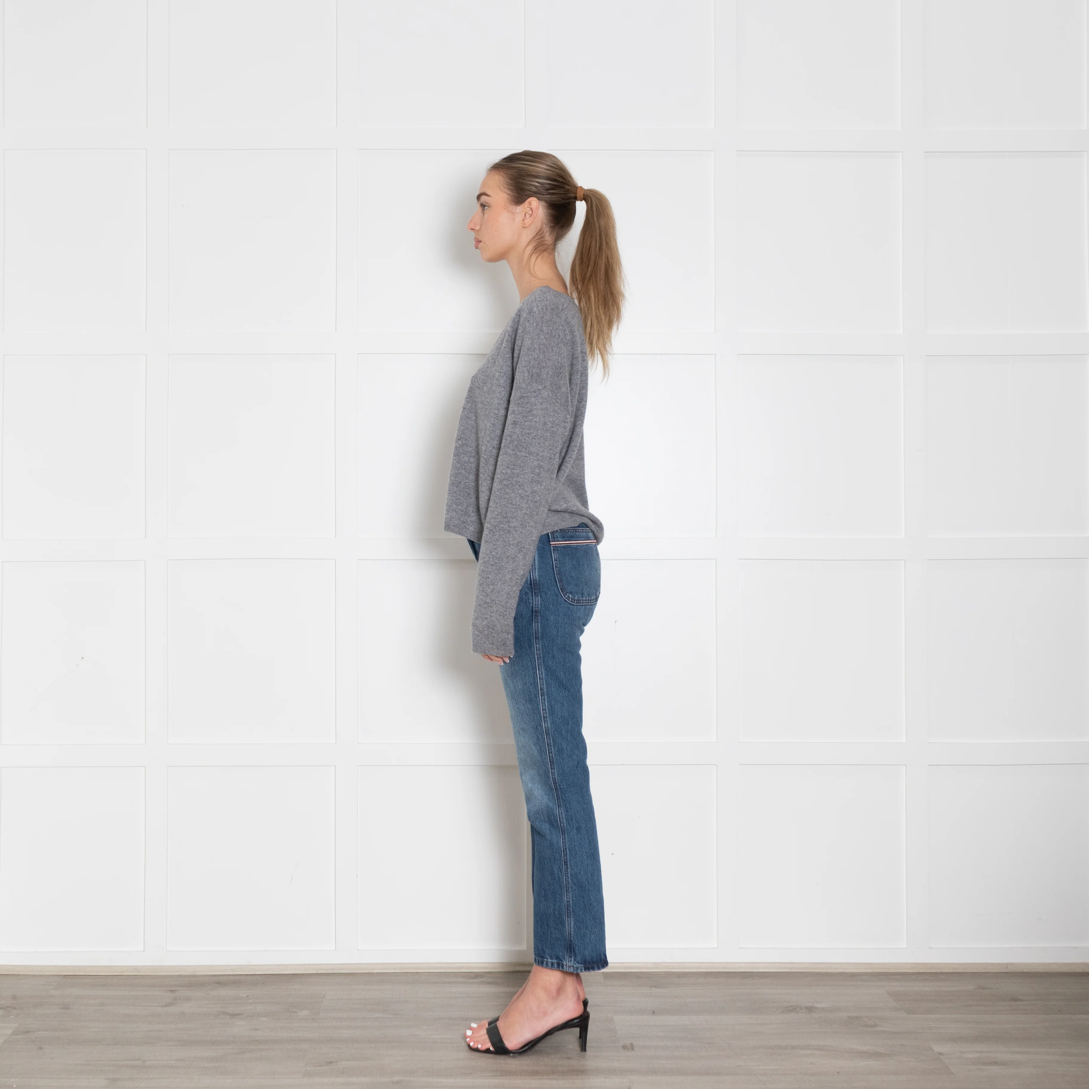 Lisa Yang Grey Cashmere Oversized Cardigan - Image 4