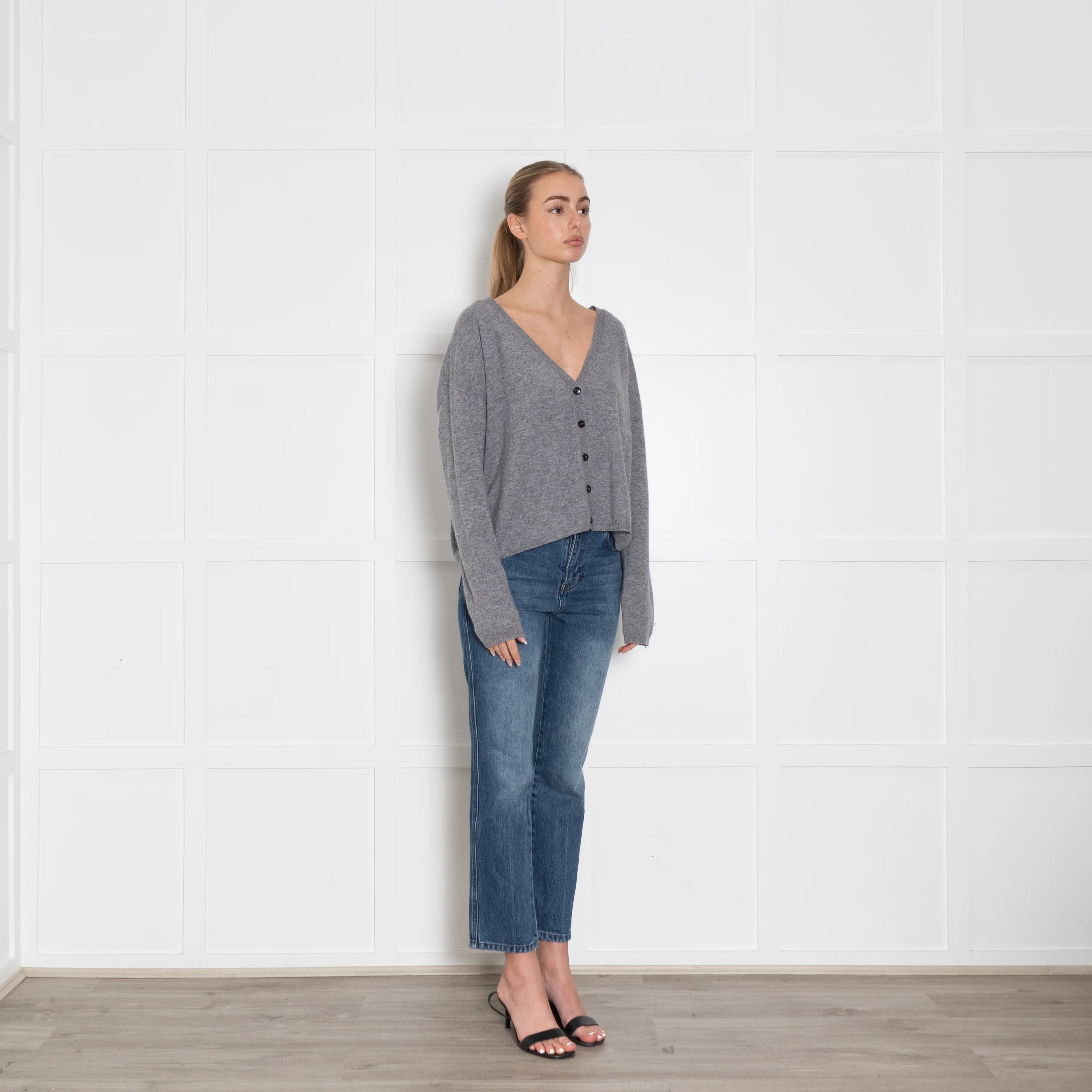Lisa Yang Grey Cashmere Oversized Cardigan - Image 7
