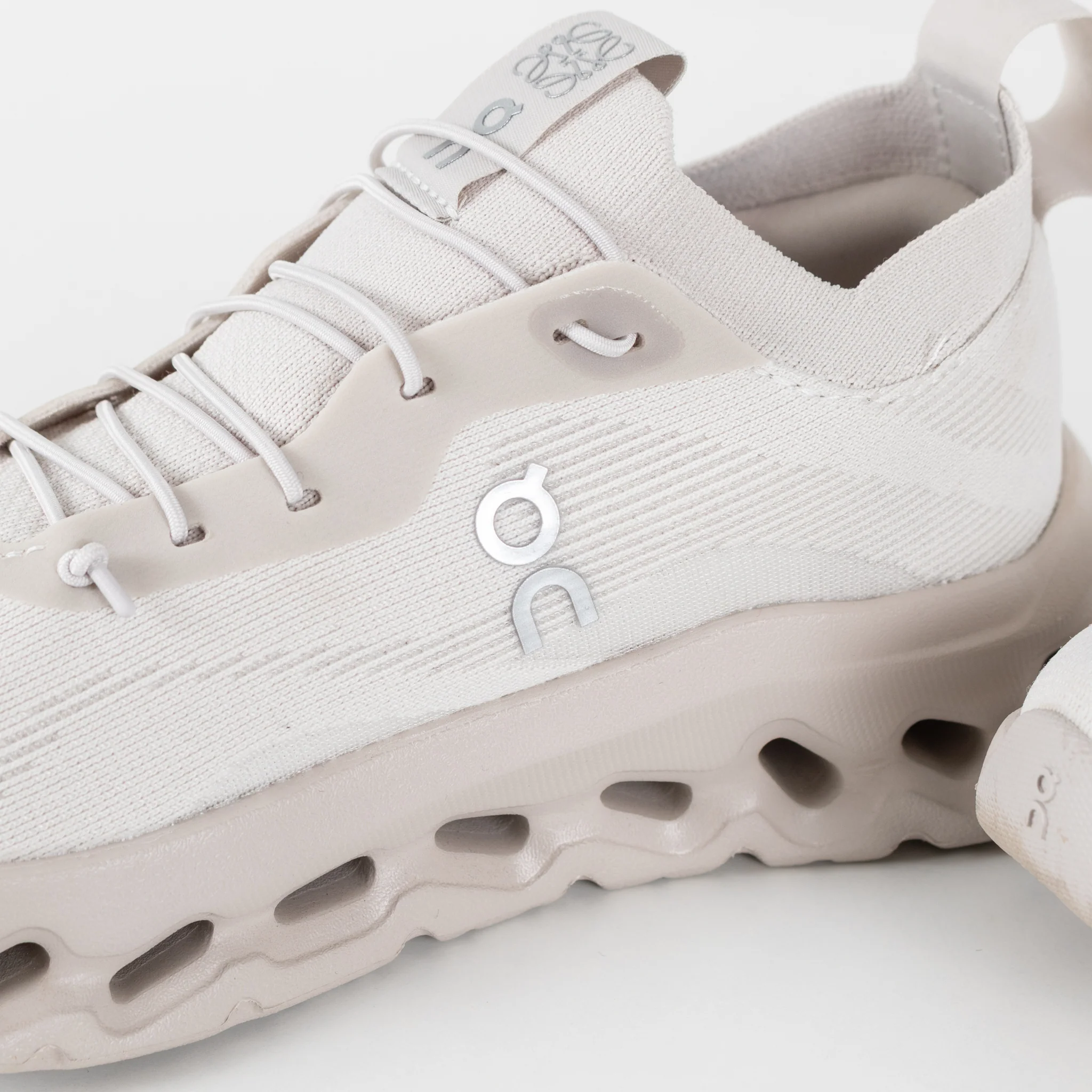 Loewe + On Sand Cloudtilt Trainers - Image 12