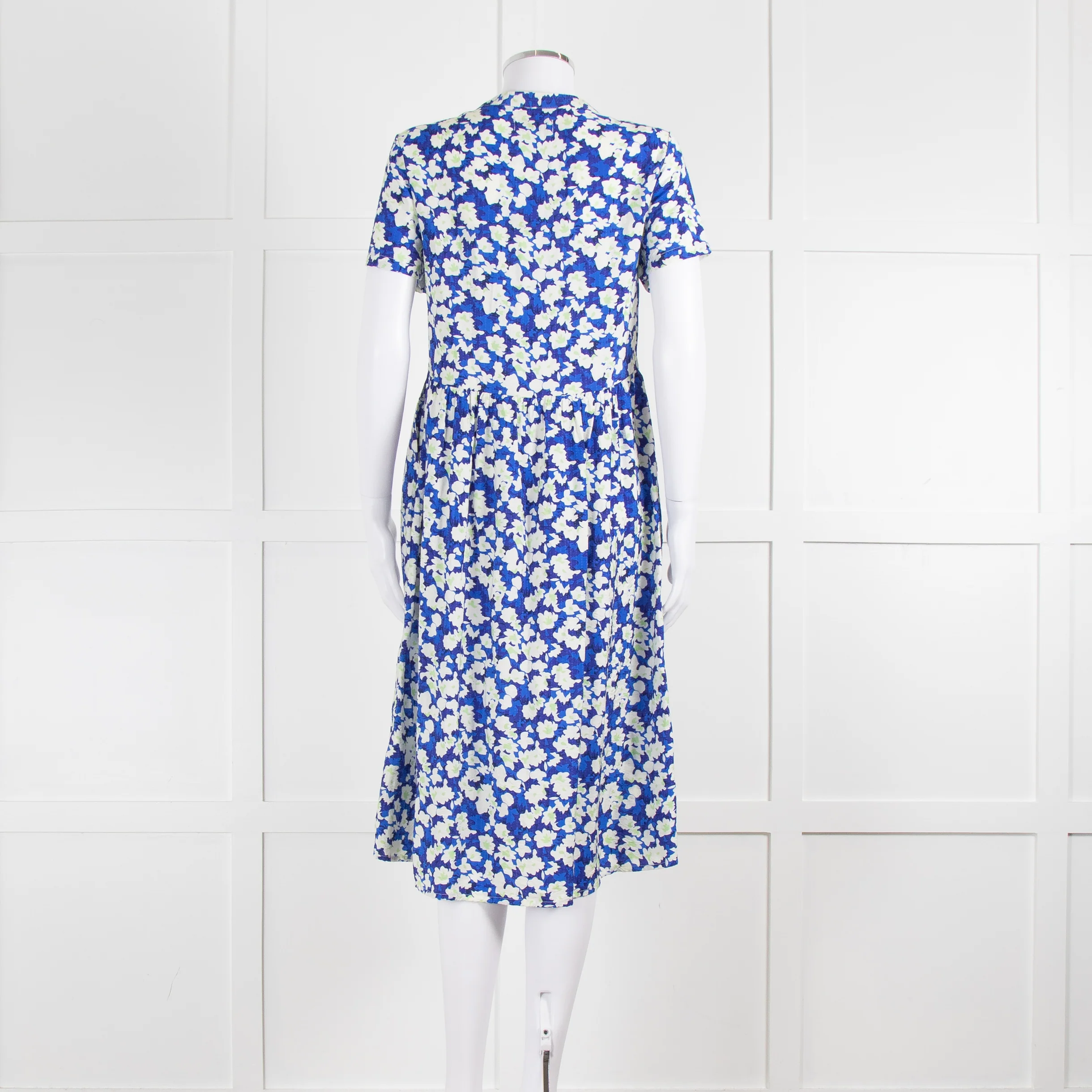 Lollys Laundry Blue White Floral Short Sleeve Dress - Image 5