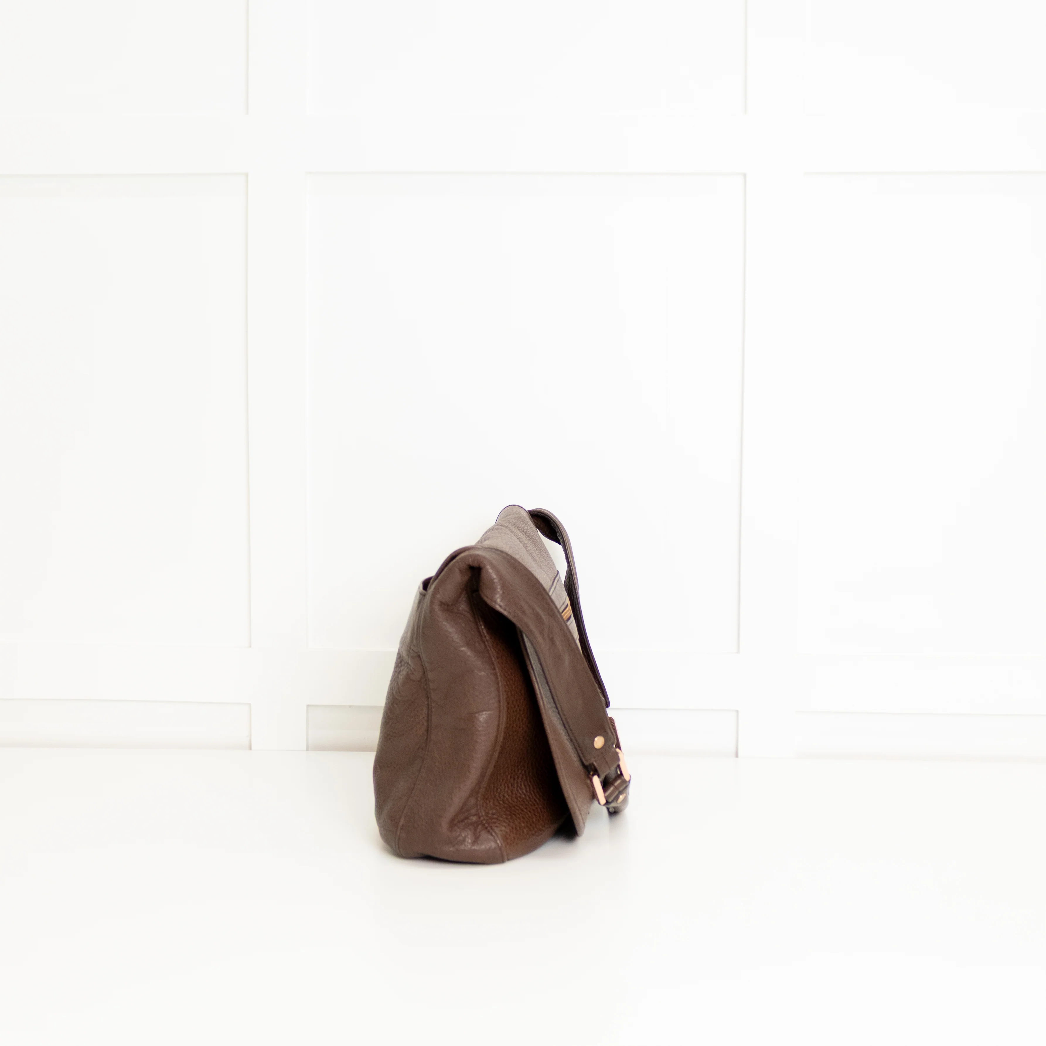 Longchamp Brown Grainy Leather Flap Shoulder Bag - Image 6