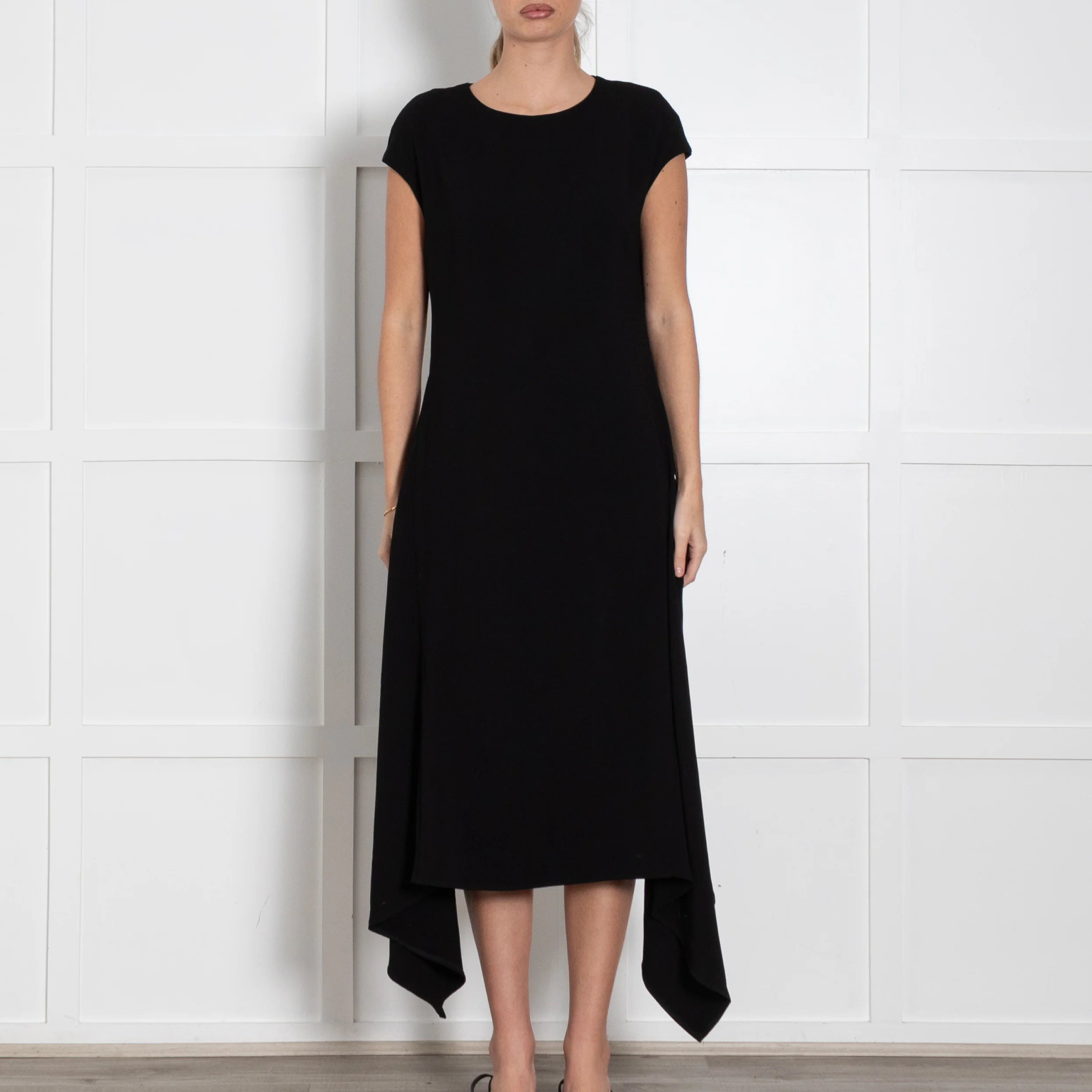 Loreak Black Sleeveless Dress - Image 2