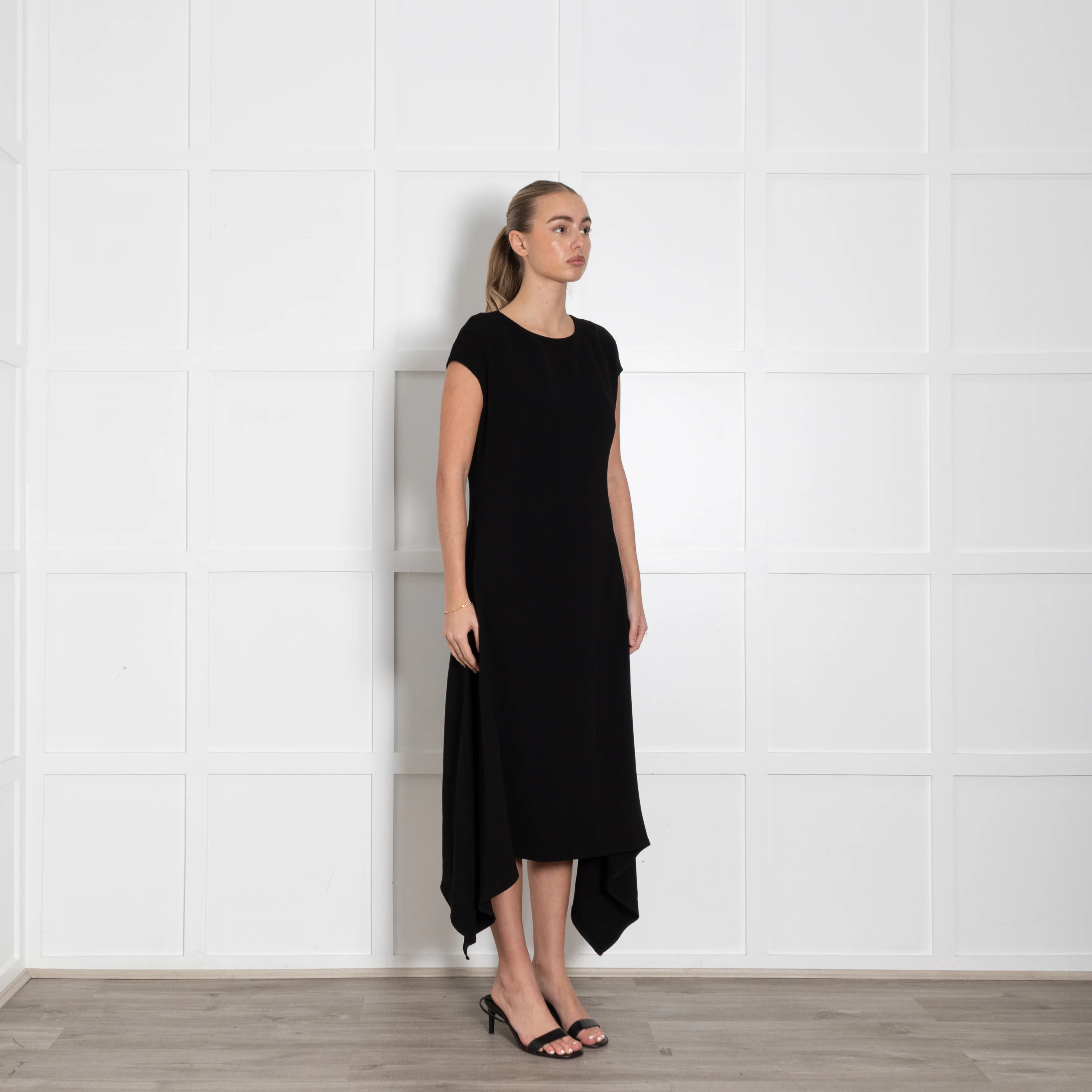Loreak Black Sleeveless Dress - Image 7