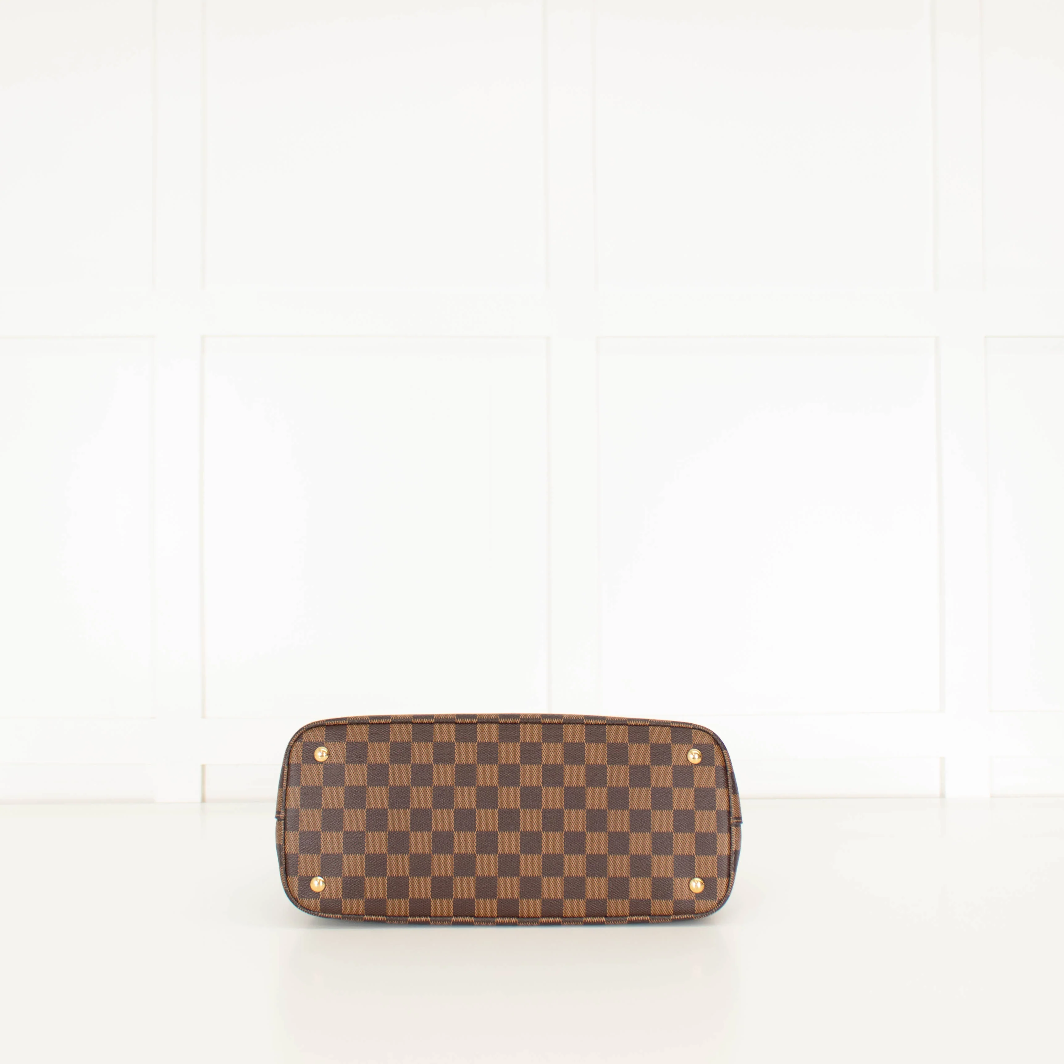 Louis Vuitton 2016 Damier Ebene Kensington Tote With Long Strap - Image 10