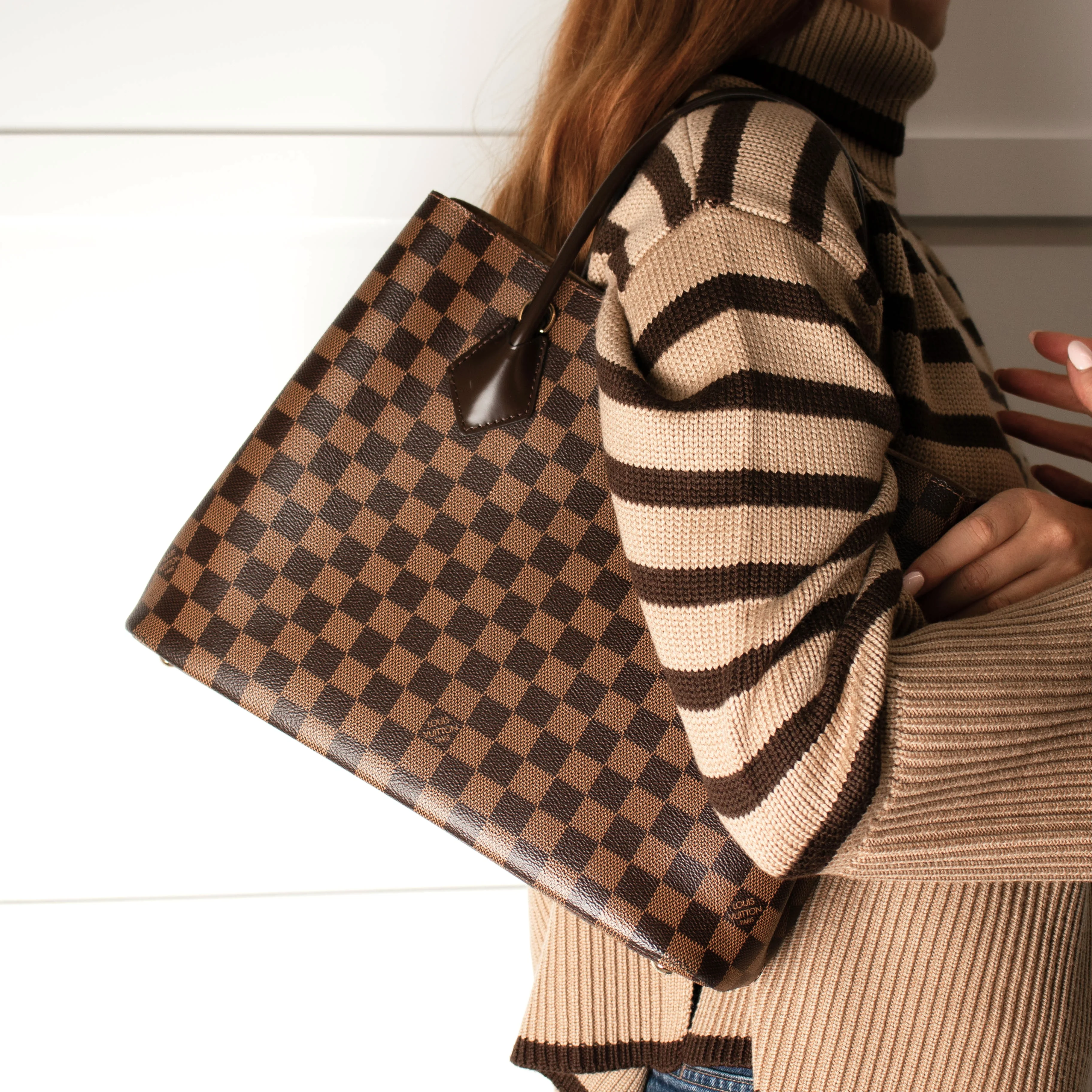Louis Vuitton 2016 Damier Ebene Kensington Tote With Long Strap - Image 5