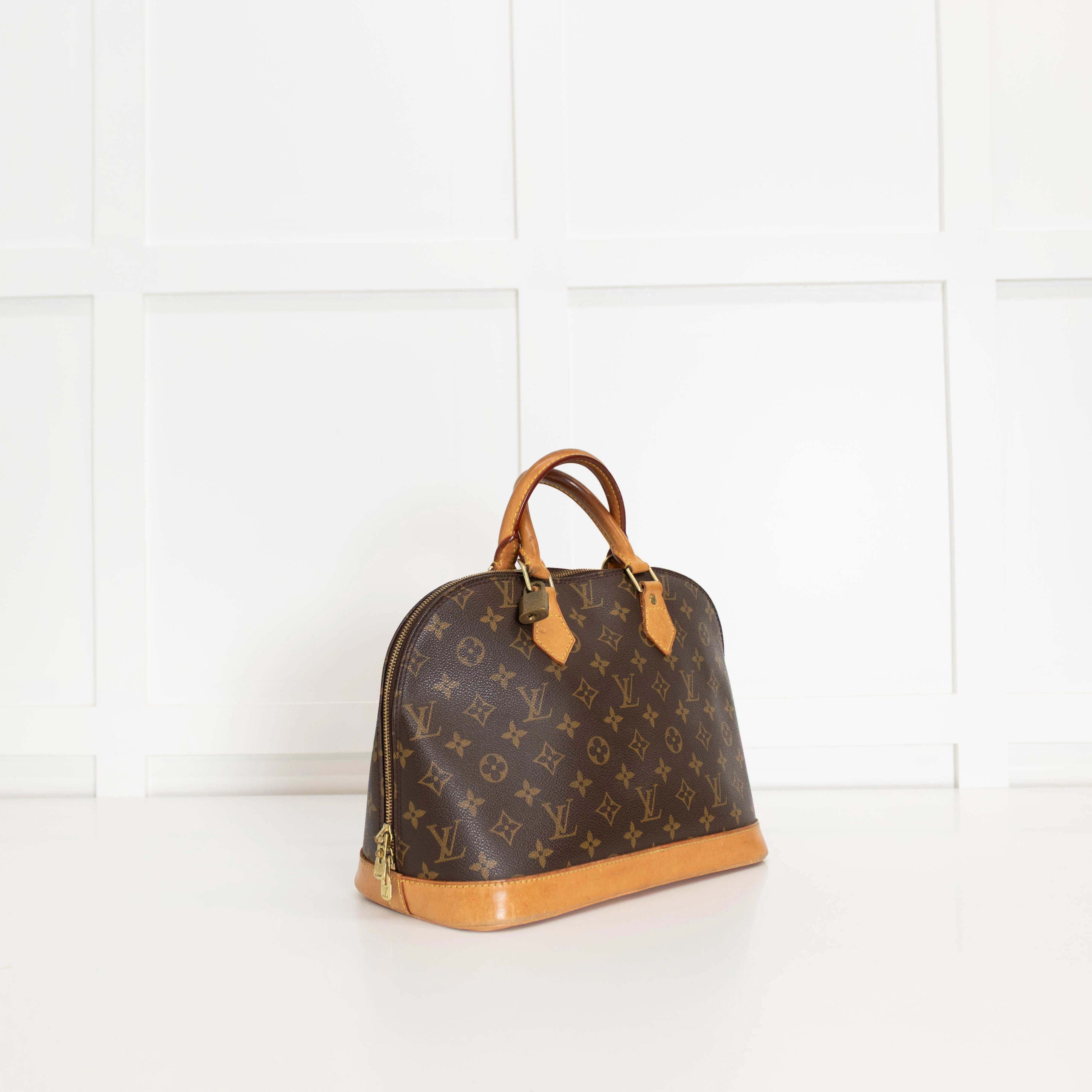 Louis Vuitton Brown Monogram Alma PM Handbag - Image 2