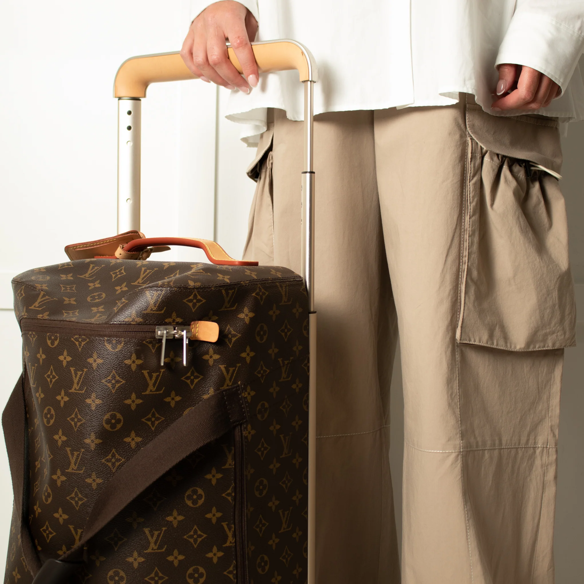 Louis Vuitton Brown Monogram Horizon Soft 55 Trolley Duffle Bag - Image 2