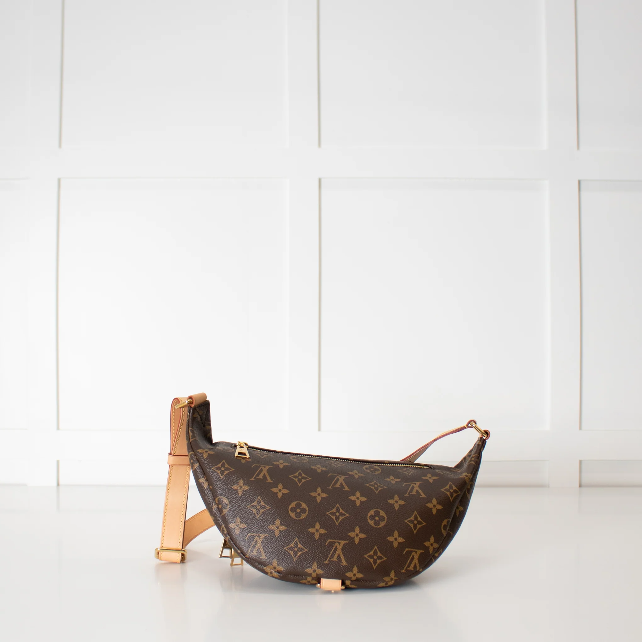 Louis Vuitton Brown Monogram Leather Bum Bag - Image 5