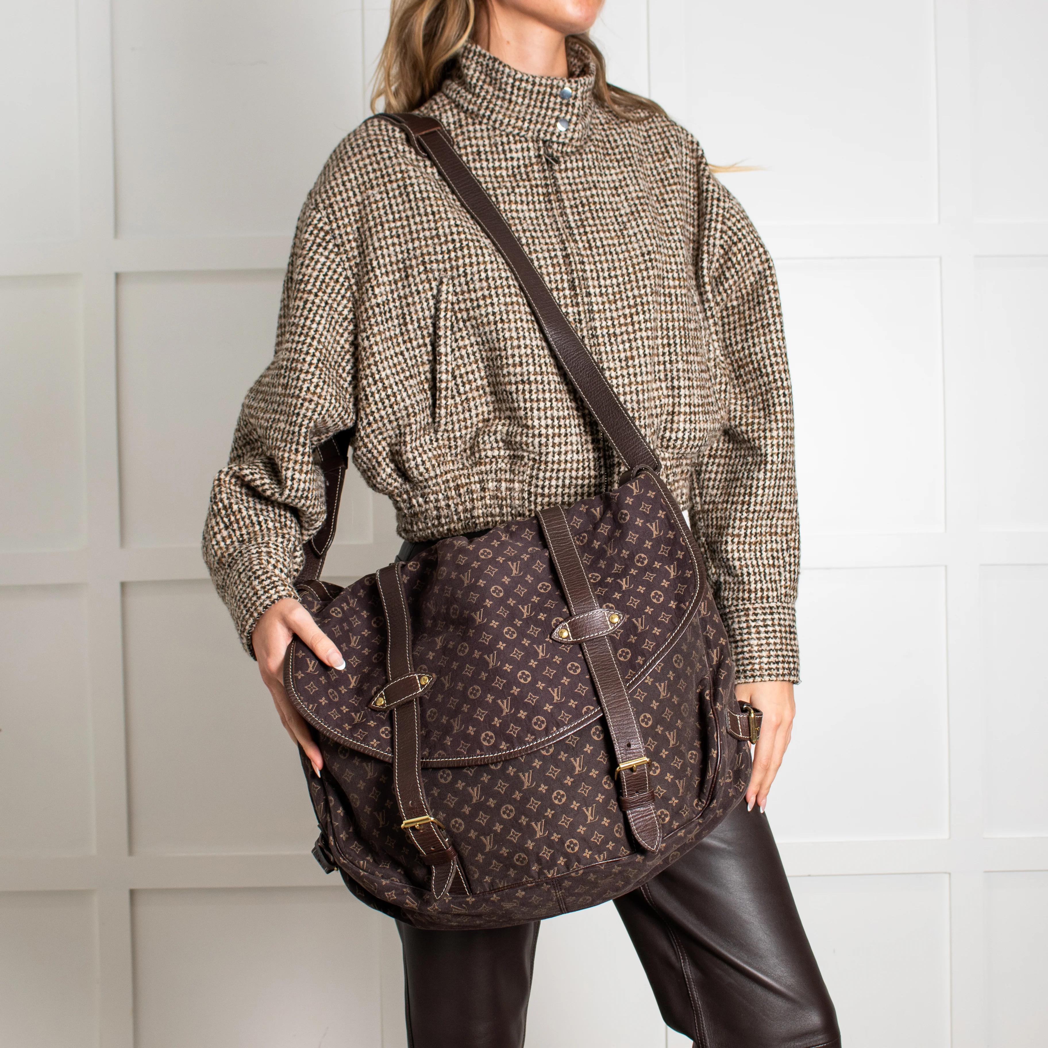 Louis Vuitton Brown Monogram Mini Lin Saumur XL Shoulder Bag - Image 8