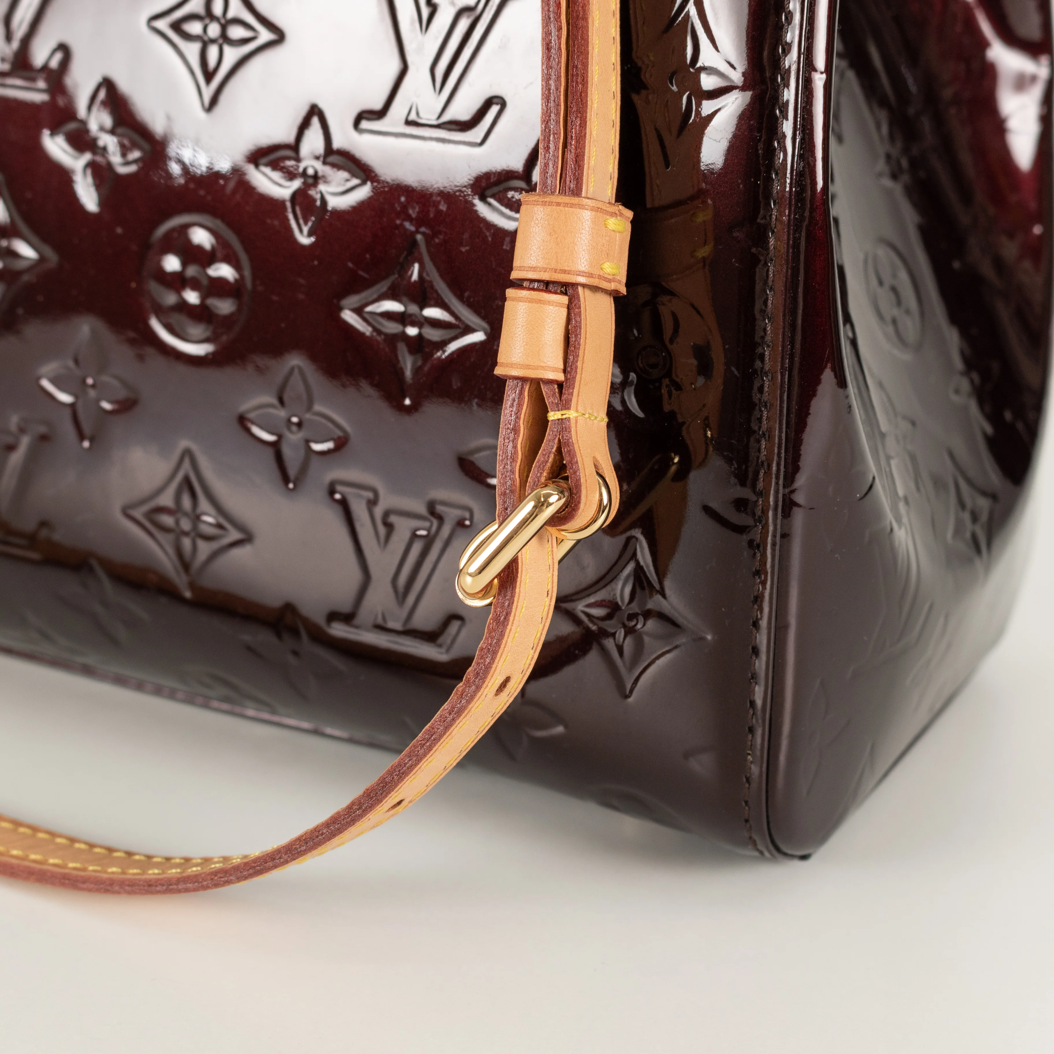 Louis Vuitton Burgundy Brea GM Patent Leather Bag - Image 10