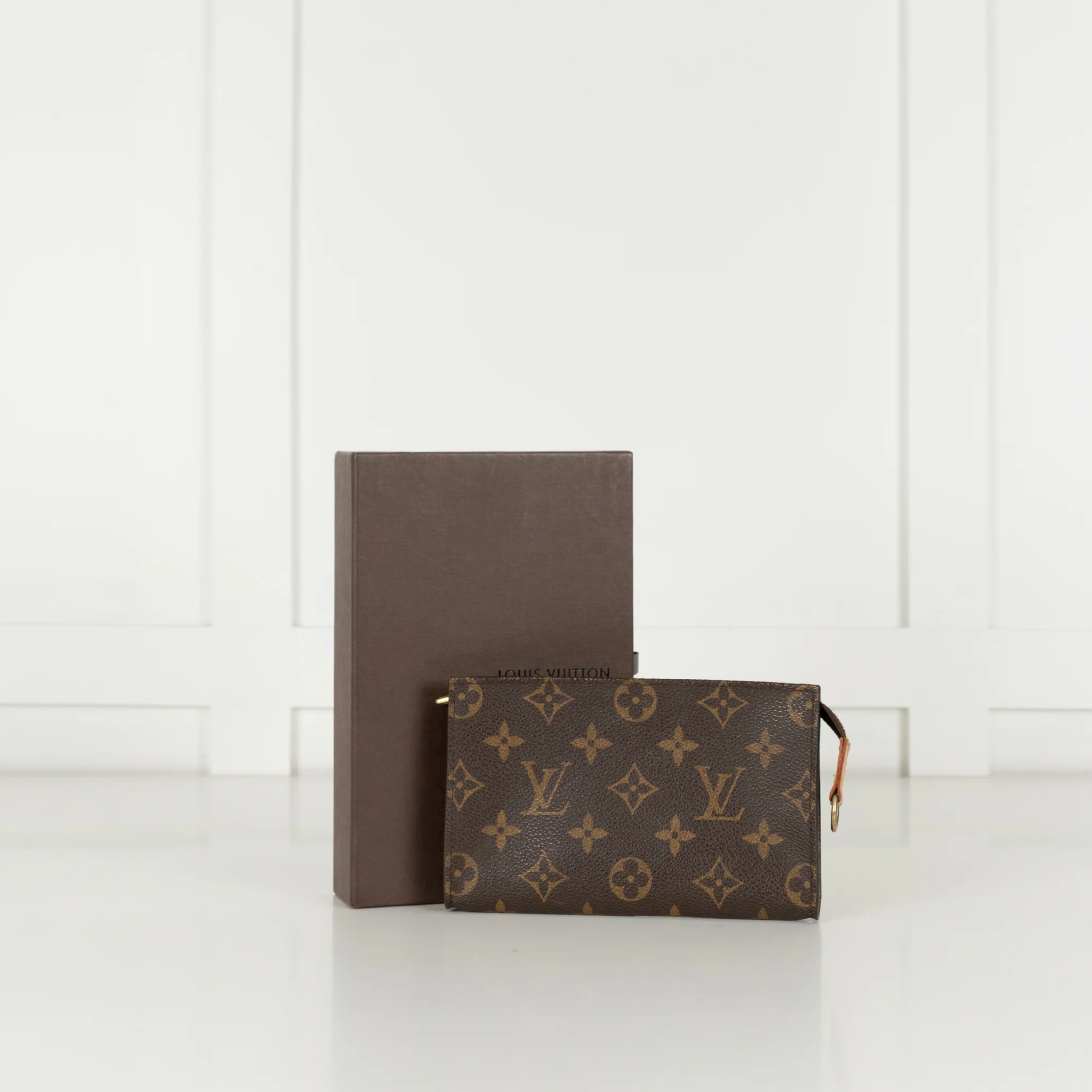 Louis Vuitton Makeup Pochette - Image 3