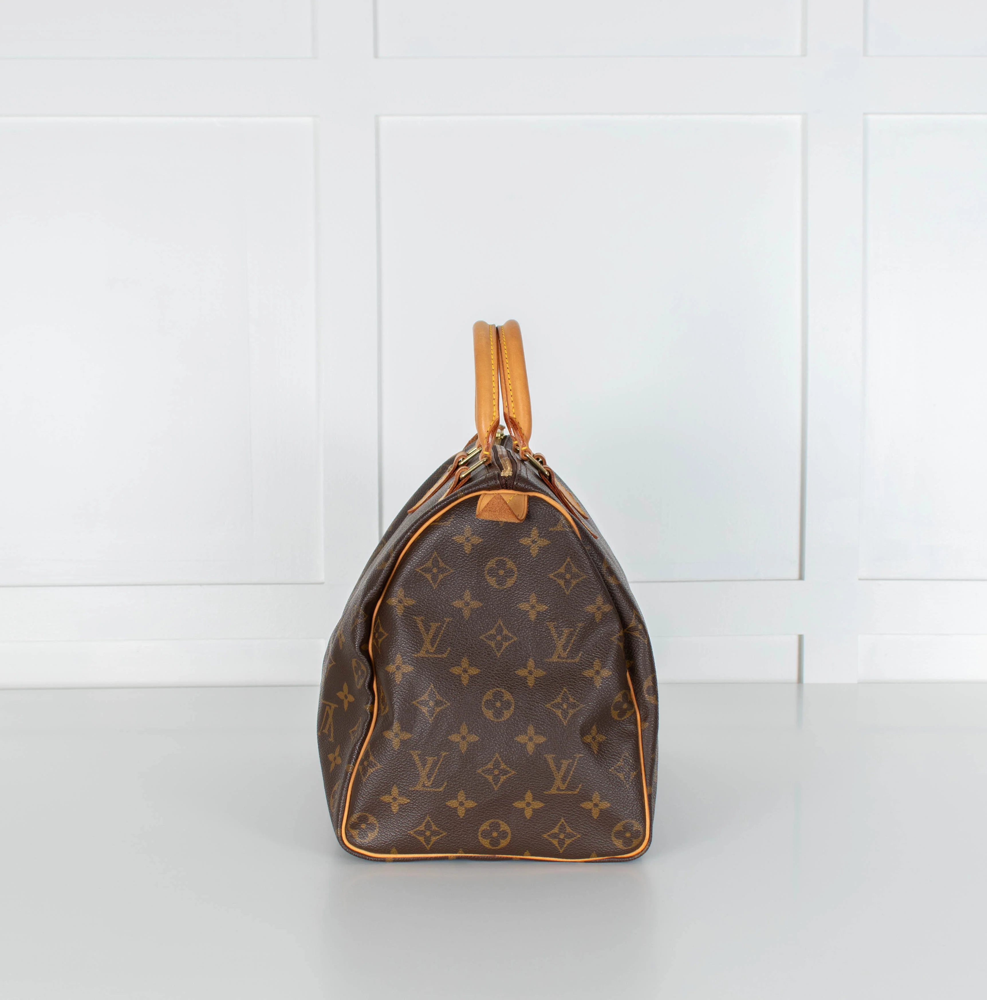 Louis Vuitton Monogram Canvas 35 Speedy - Image 5
