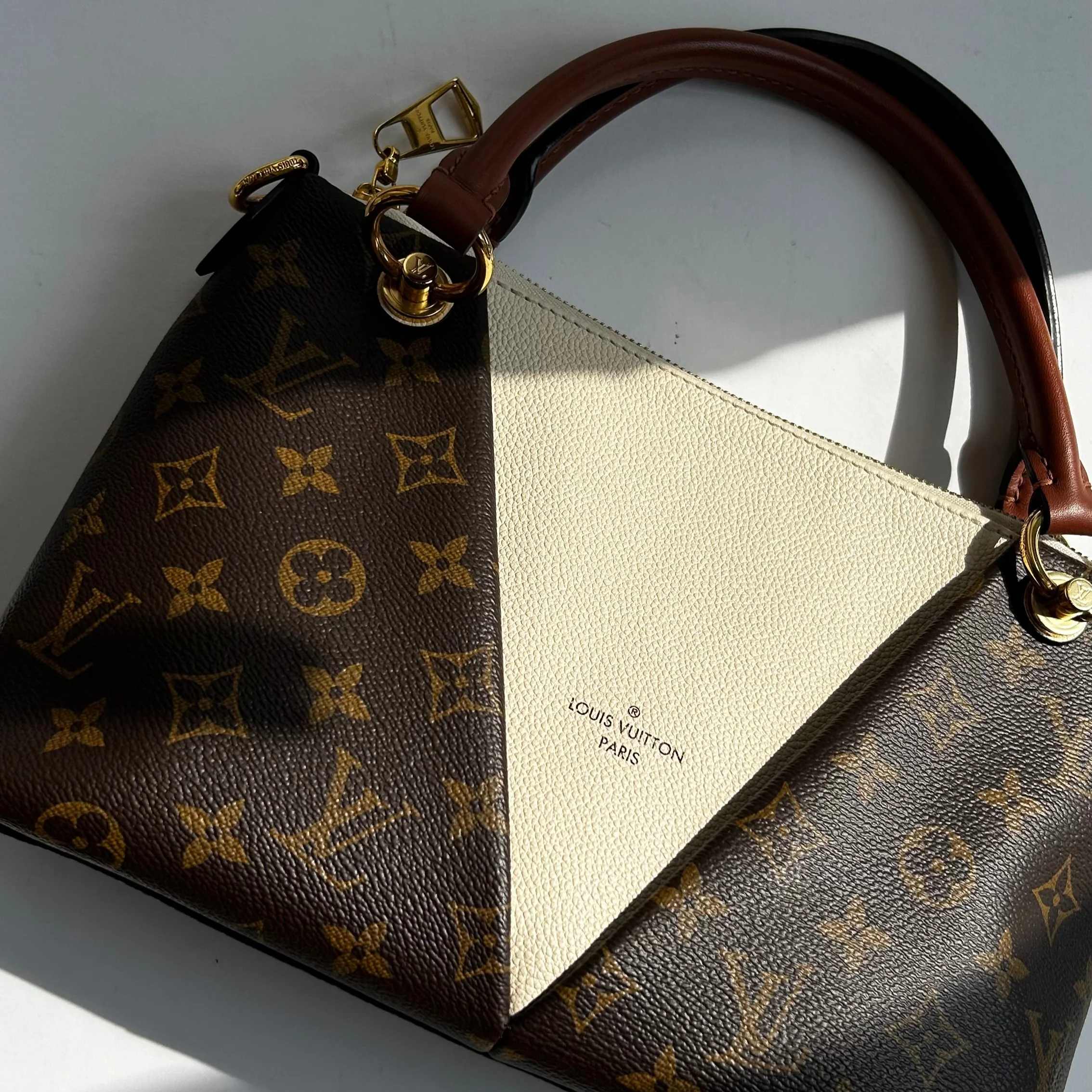 Louis Vuitton Monogram Cream V BB Tote - Image 2