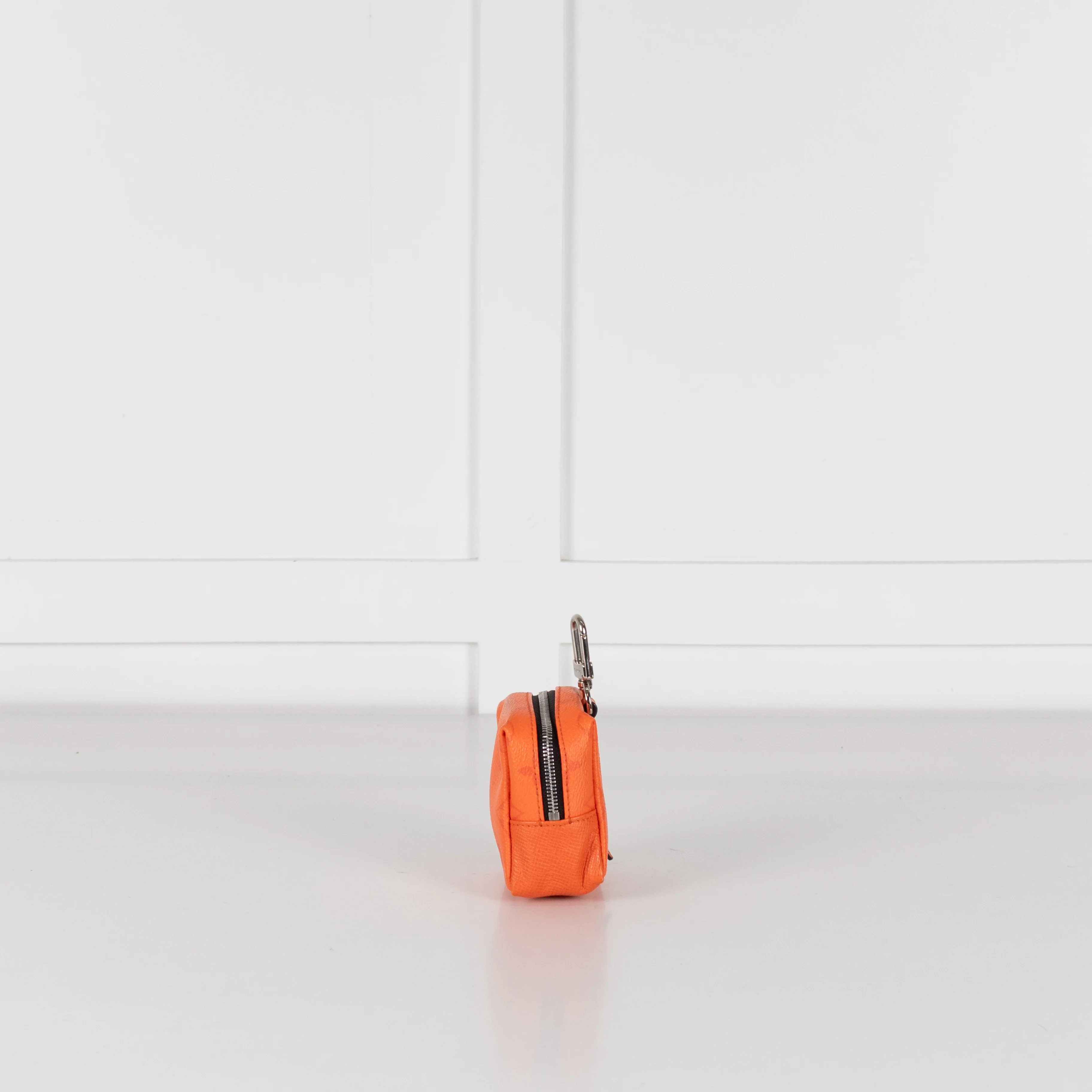 Louis Vuitton Taigarama Porte Cles Pouch - Image 3