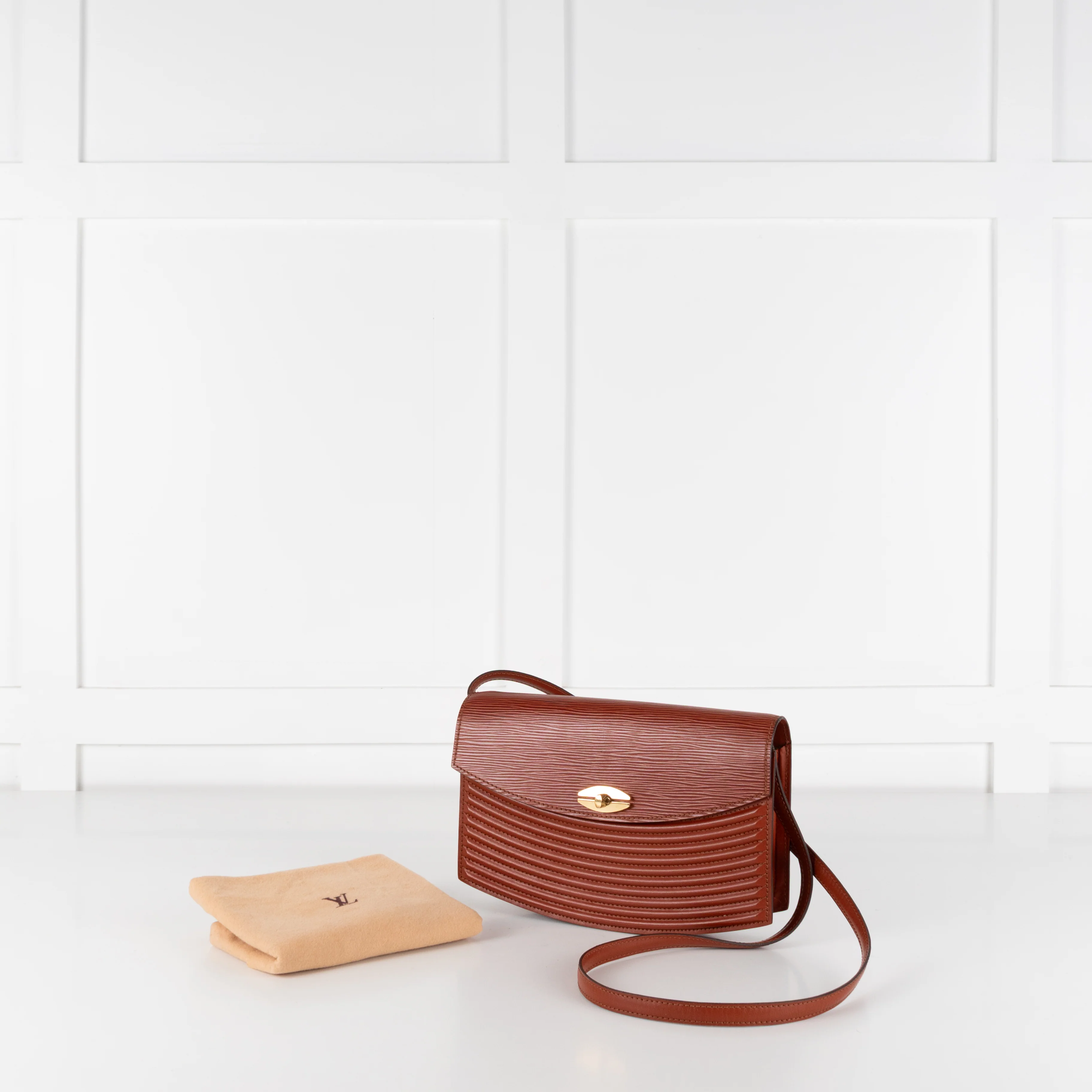 Louis Vuitton Vintage Epi Prebourg Leather Kenya Brown 36 - Image 3