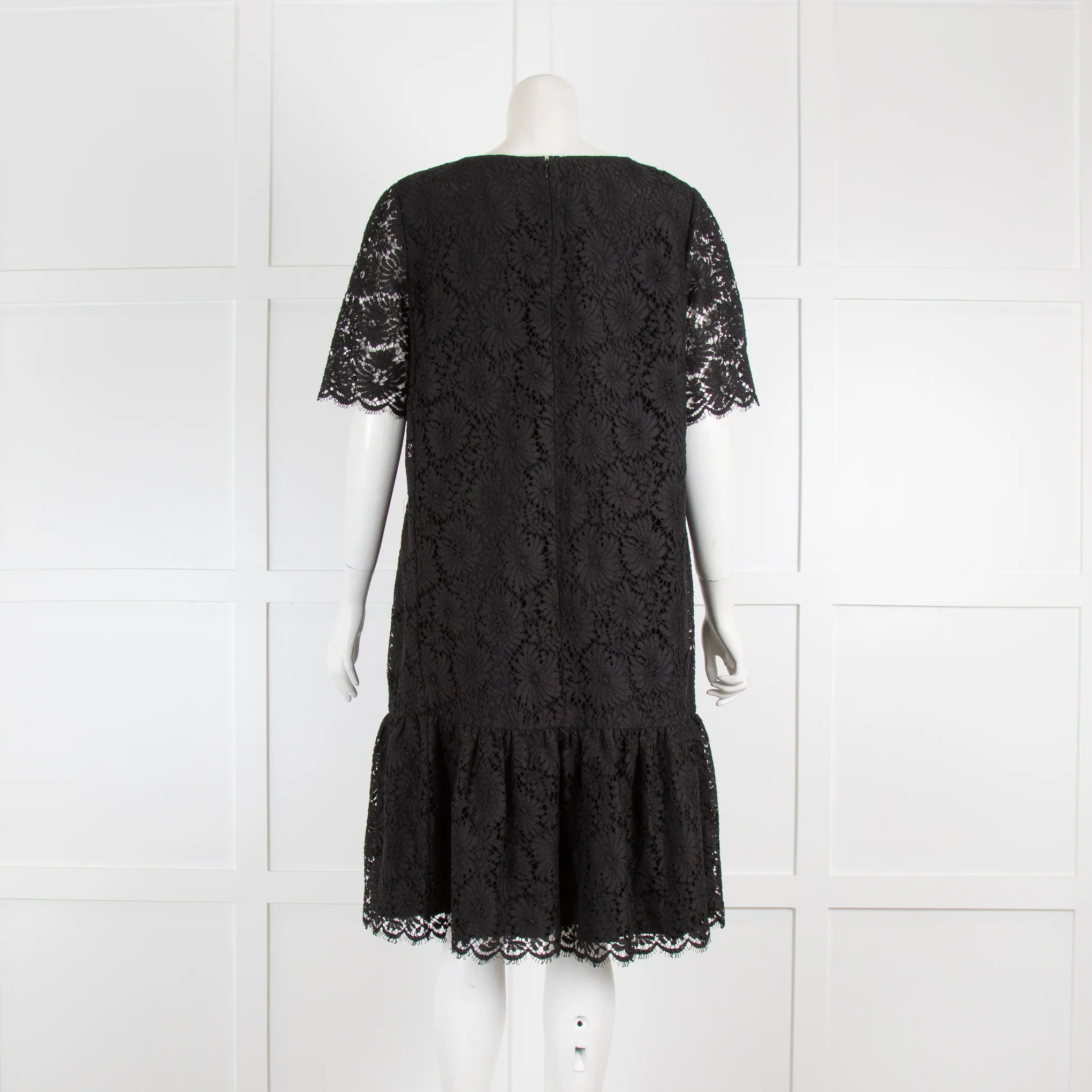 Louise Kennedy Black Lace Dress with Frill Hem - Image 3