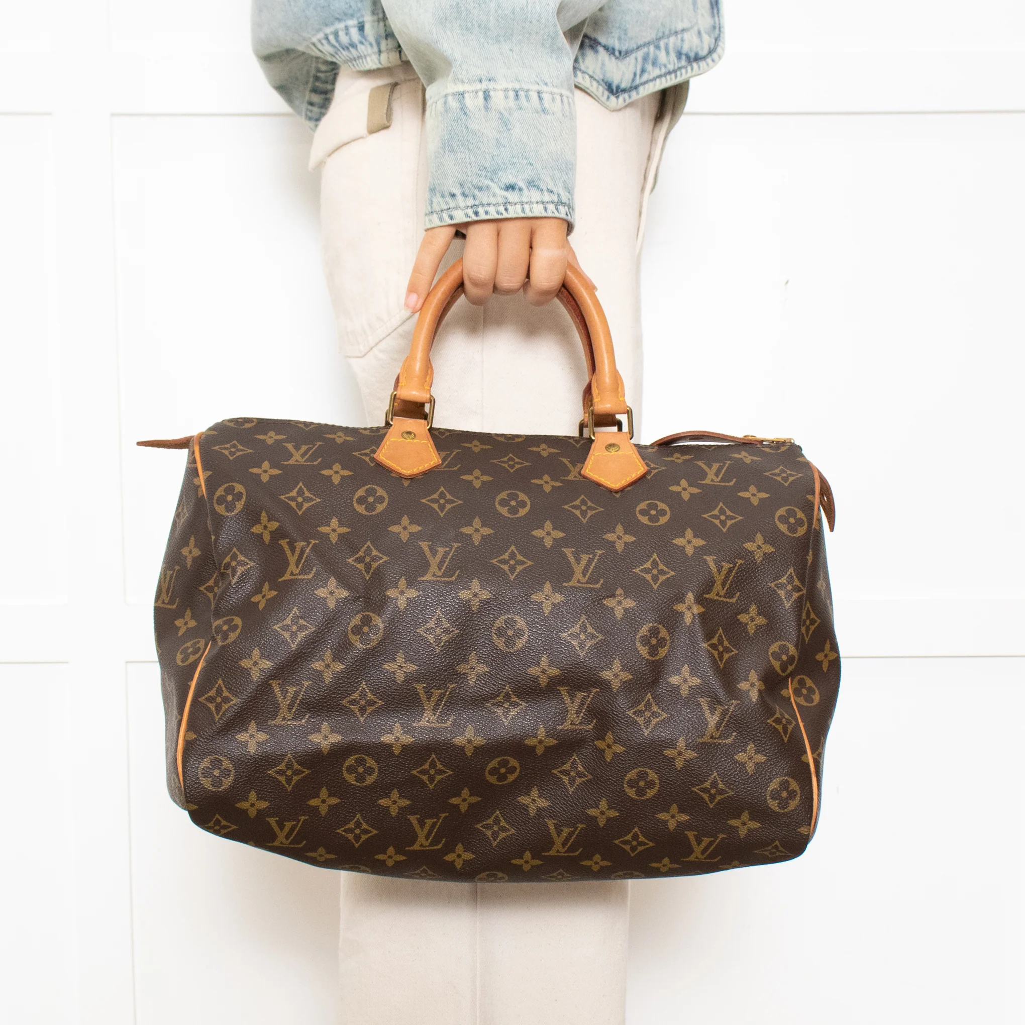 Louis Vuitton Vintage Monogram Speedy 35 - Image 5