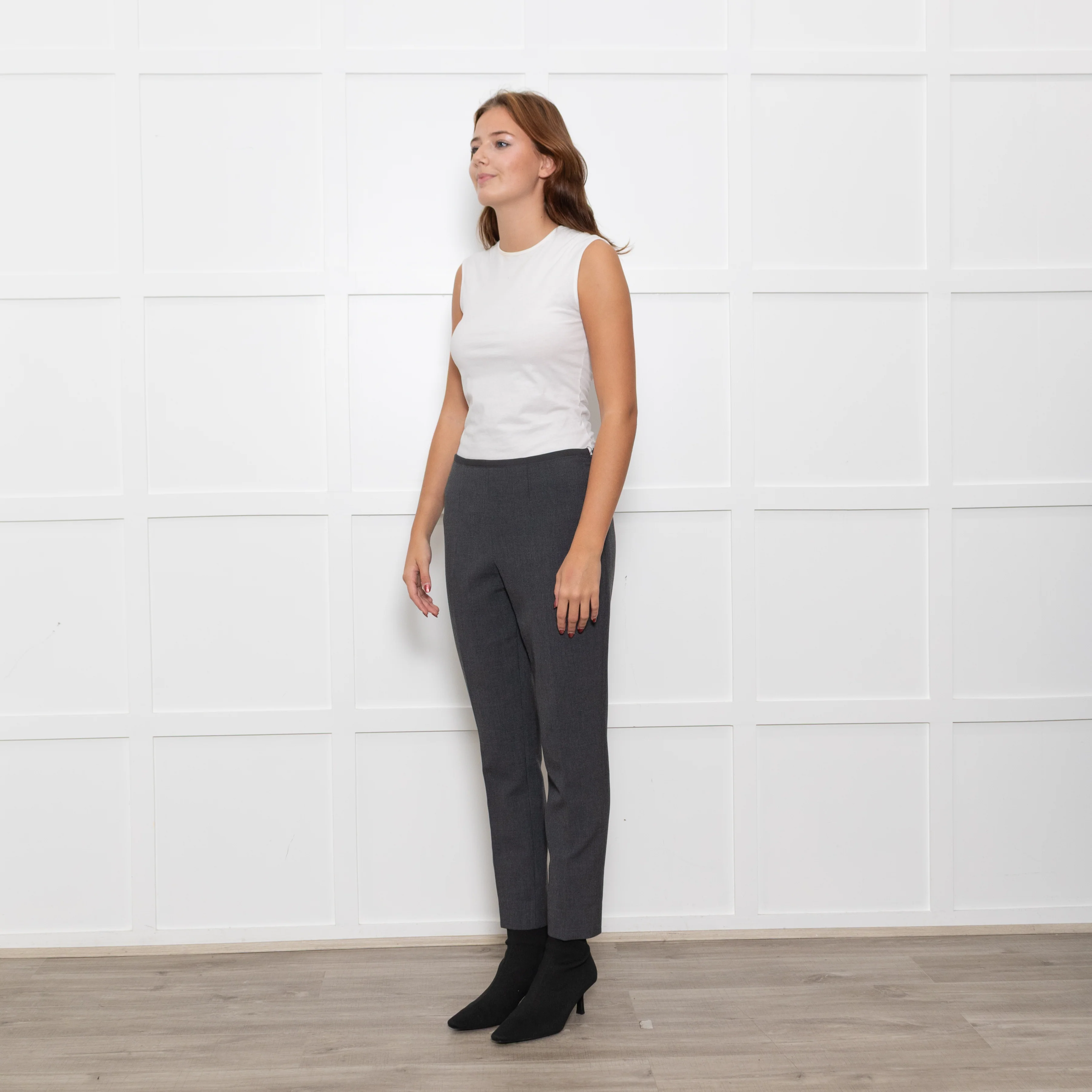 Luisa Spagnoli Stretch Grey Wool Trousers with Grosgrain Waist Trim - Image 3
