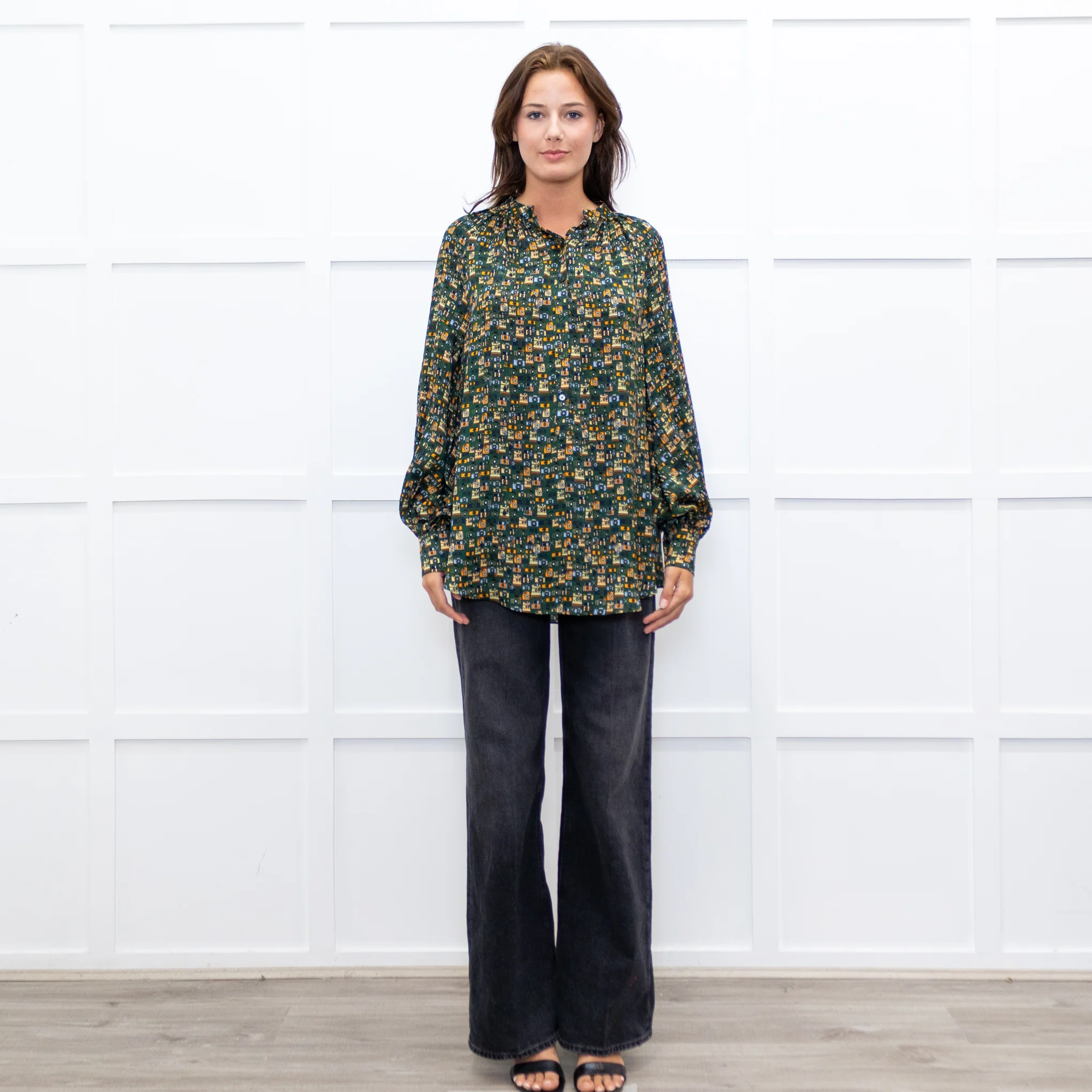 Machka Green Pattern Balloon Sleeve Top