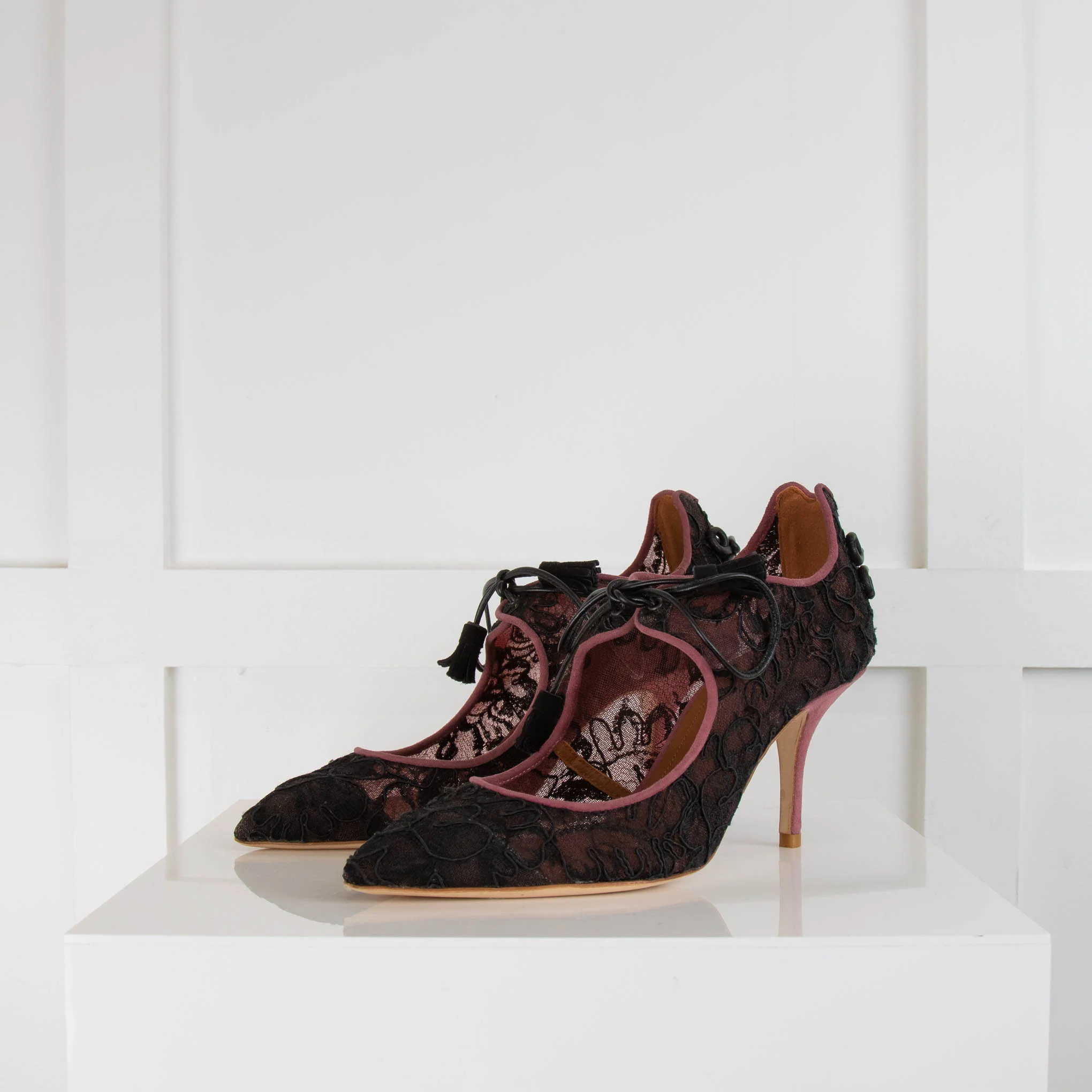 Malone Souliers Black Lace Pink Suede Trim Heeled Shoes