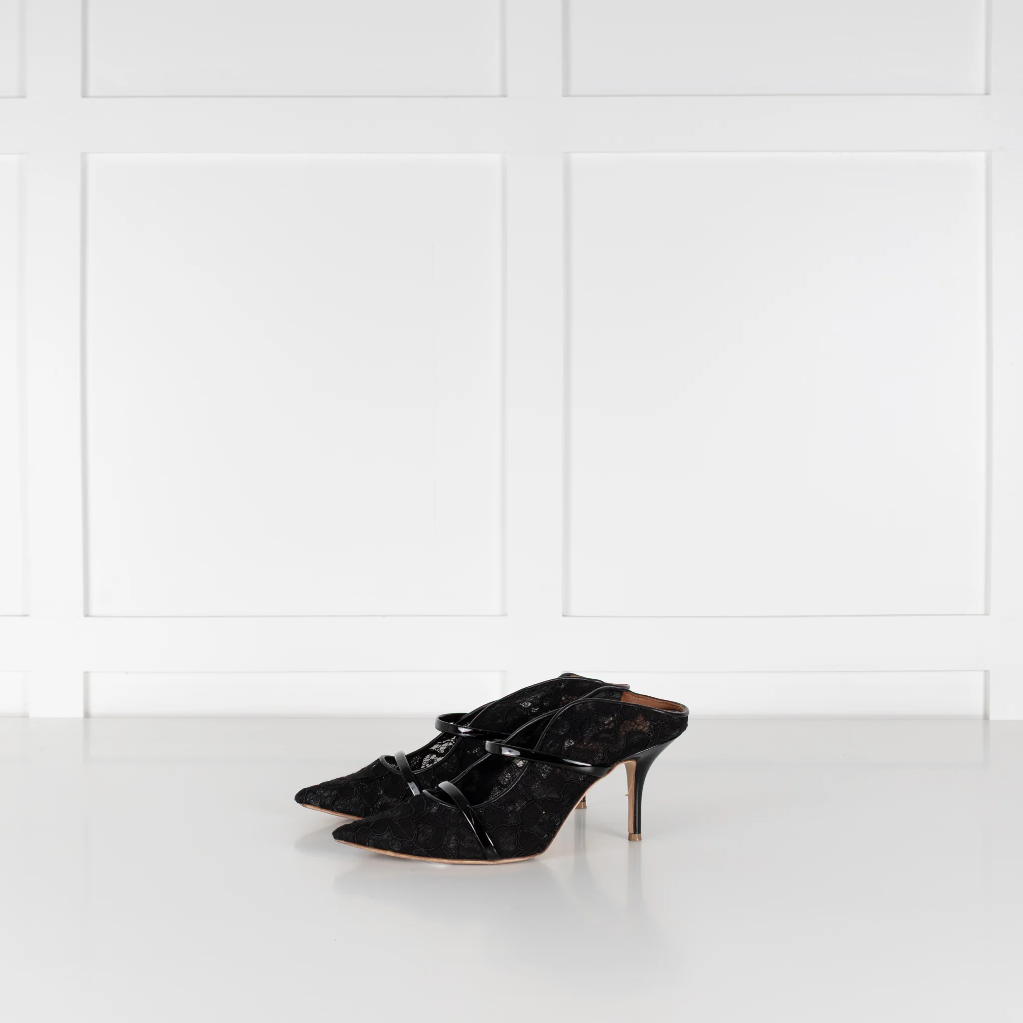 Malone Souliers Maureen Black Lace Heeled Mules - Image 4