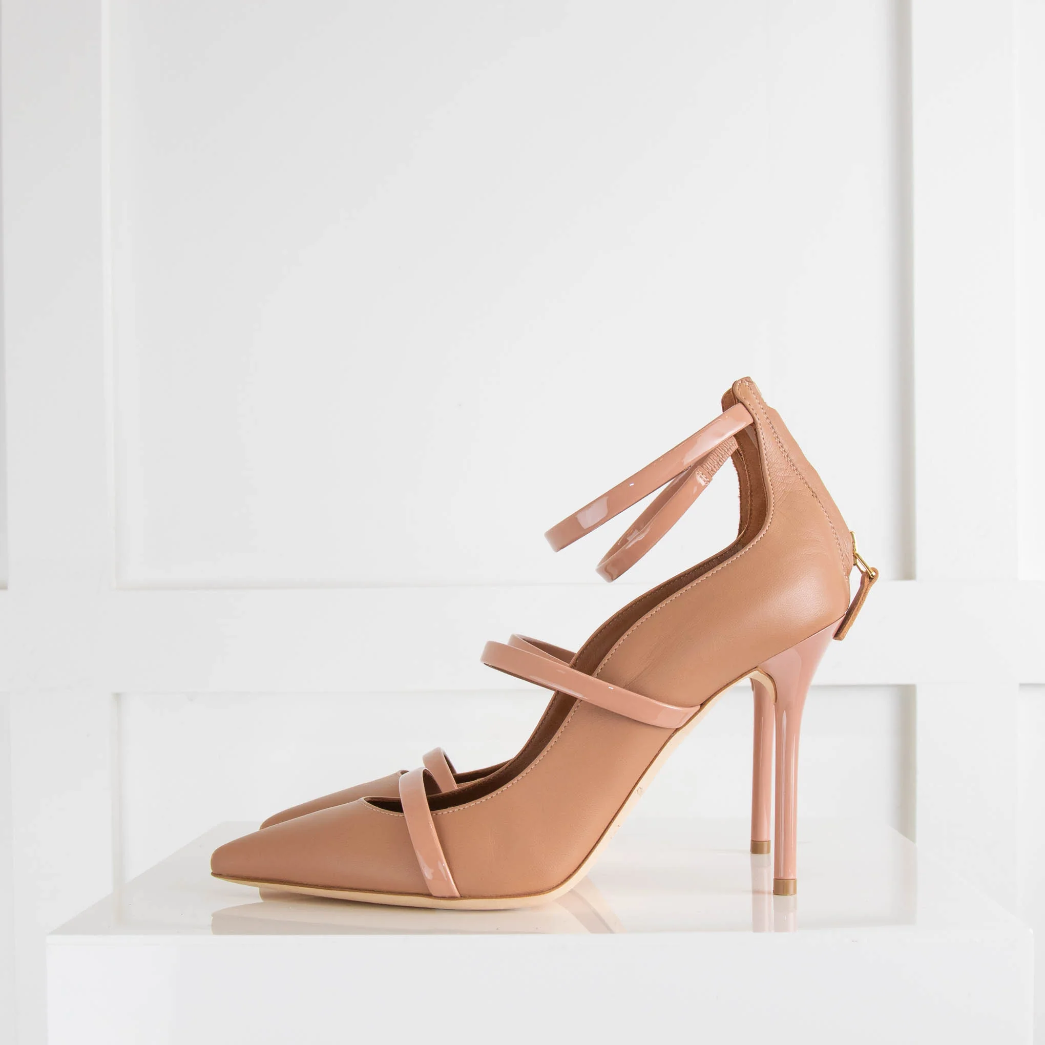 Malone Souliers Tan Back Zip Pointy Heeled Shoes - Image 3