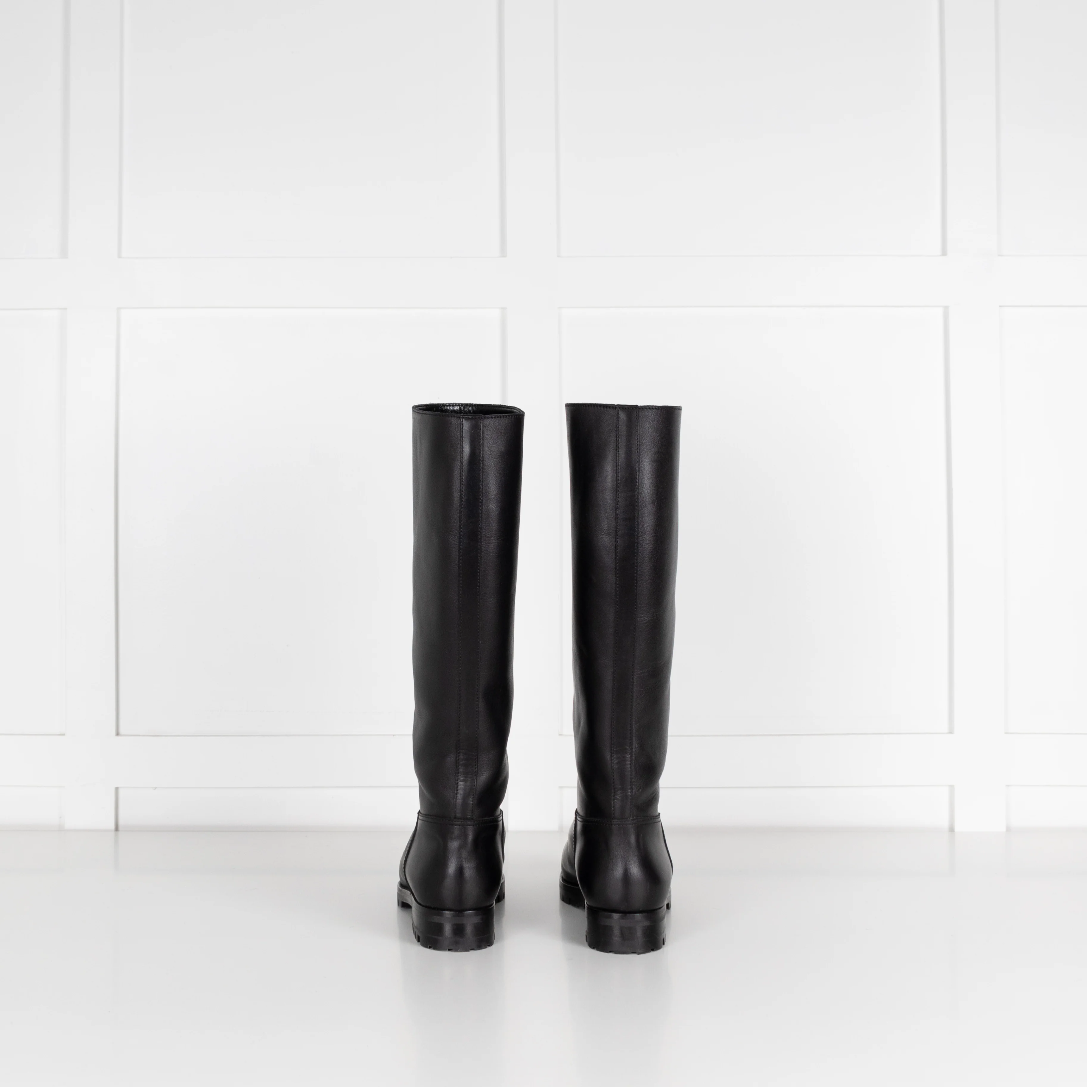 Manolo Blahnik Luchino Leather Knee Flat Boots - Image 4