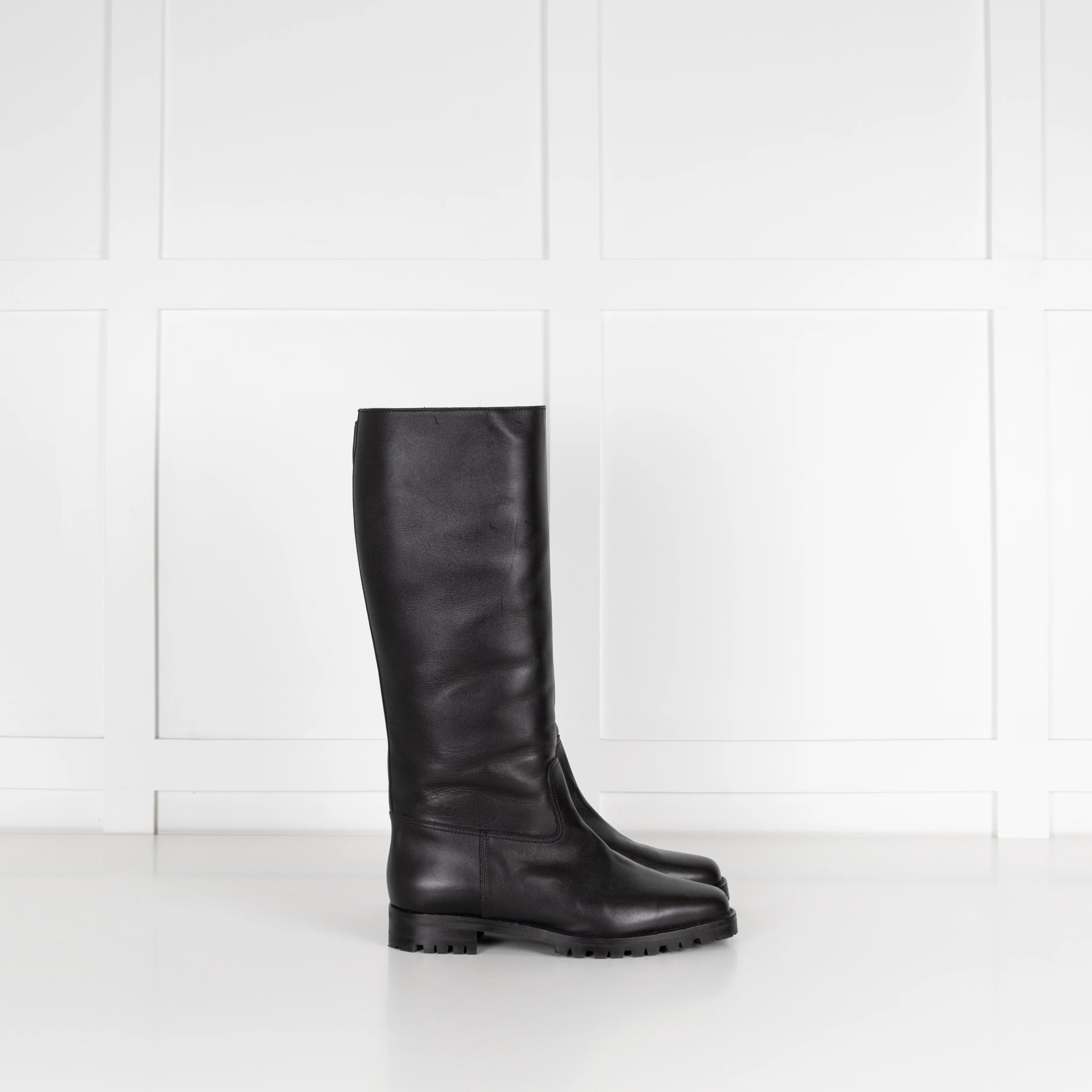 Manolo Blahnik Luchino Leather Knee Flat Boots - Image 5