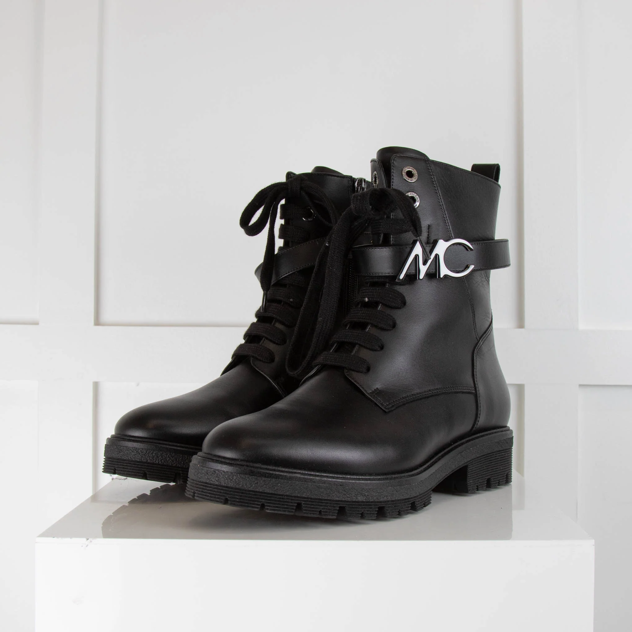 Marc Cain Black Leather Ankle Boot