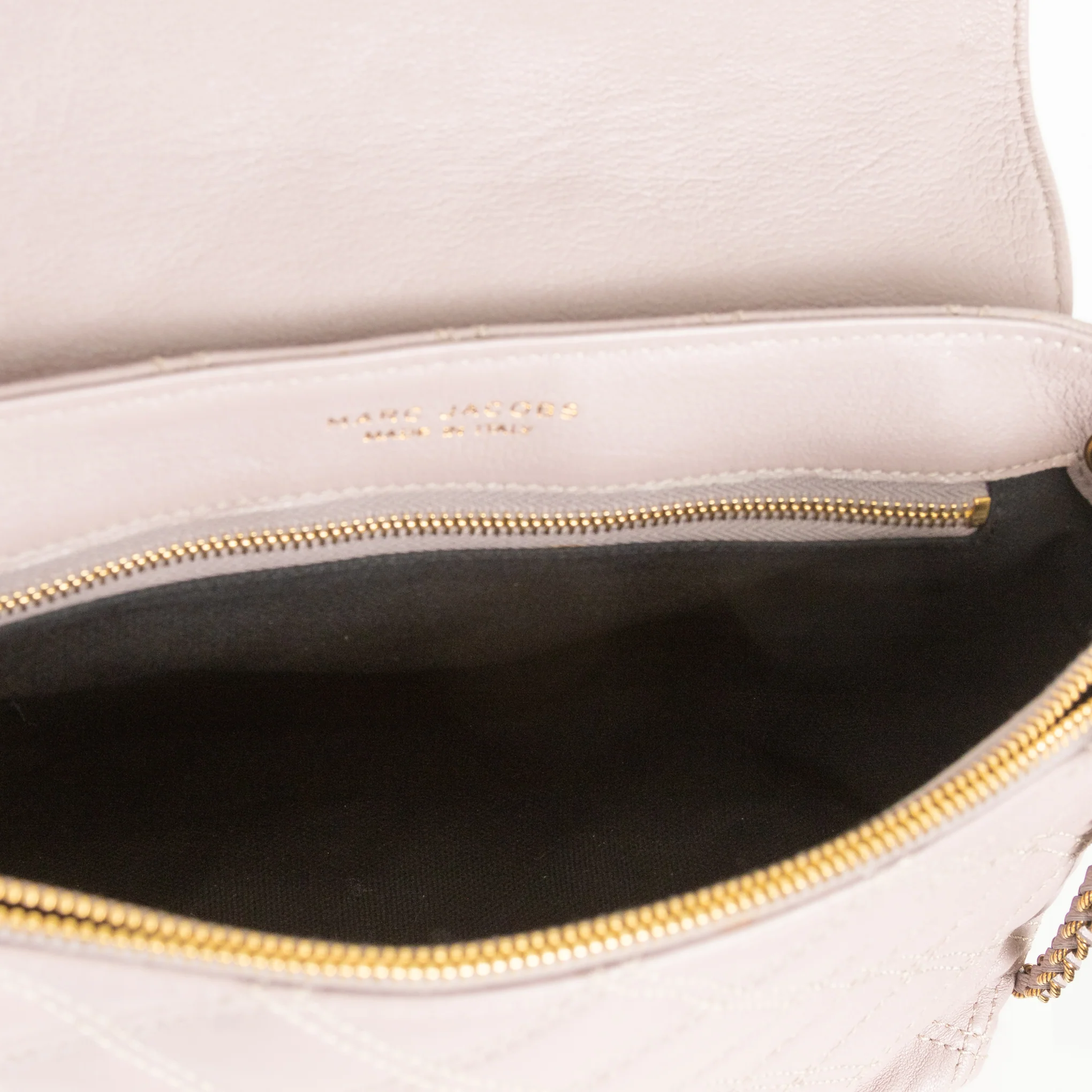Marc Jacobs Lilac Quilted Leather Cross Body - Image 6