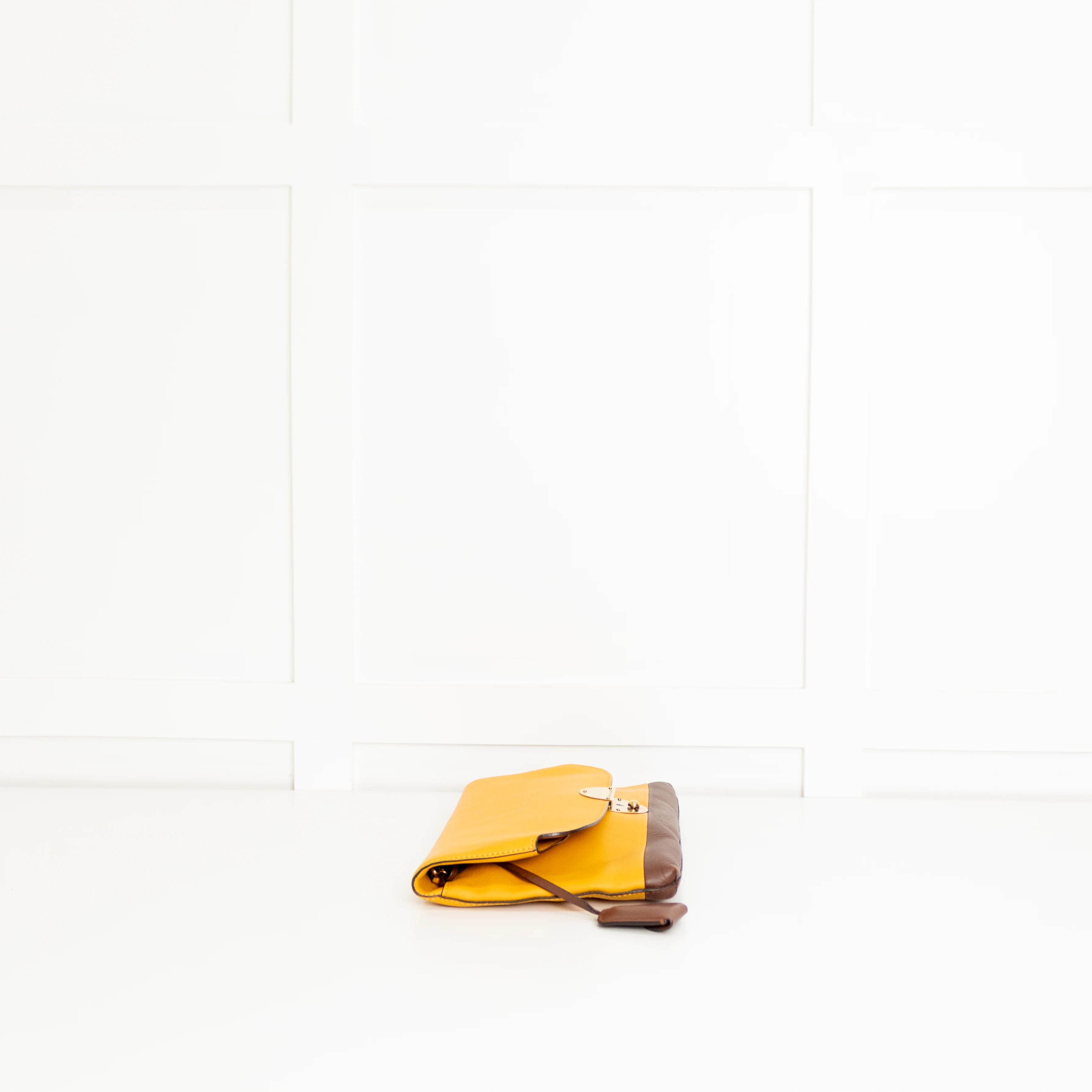 Marc Jacobs Mustard Yellow Leather The Doubles Jean Cross Body Bag - Image 4