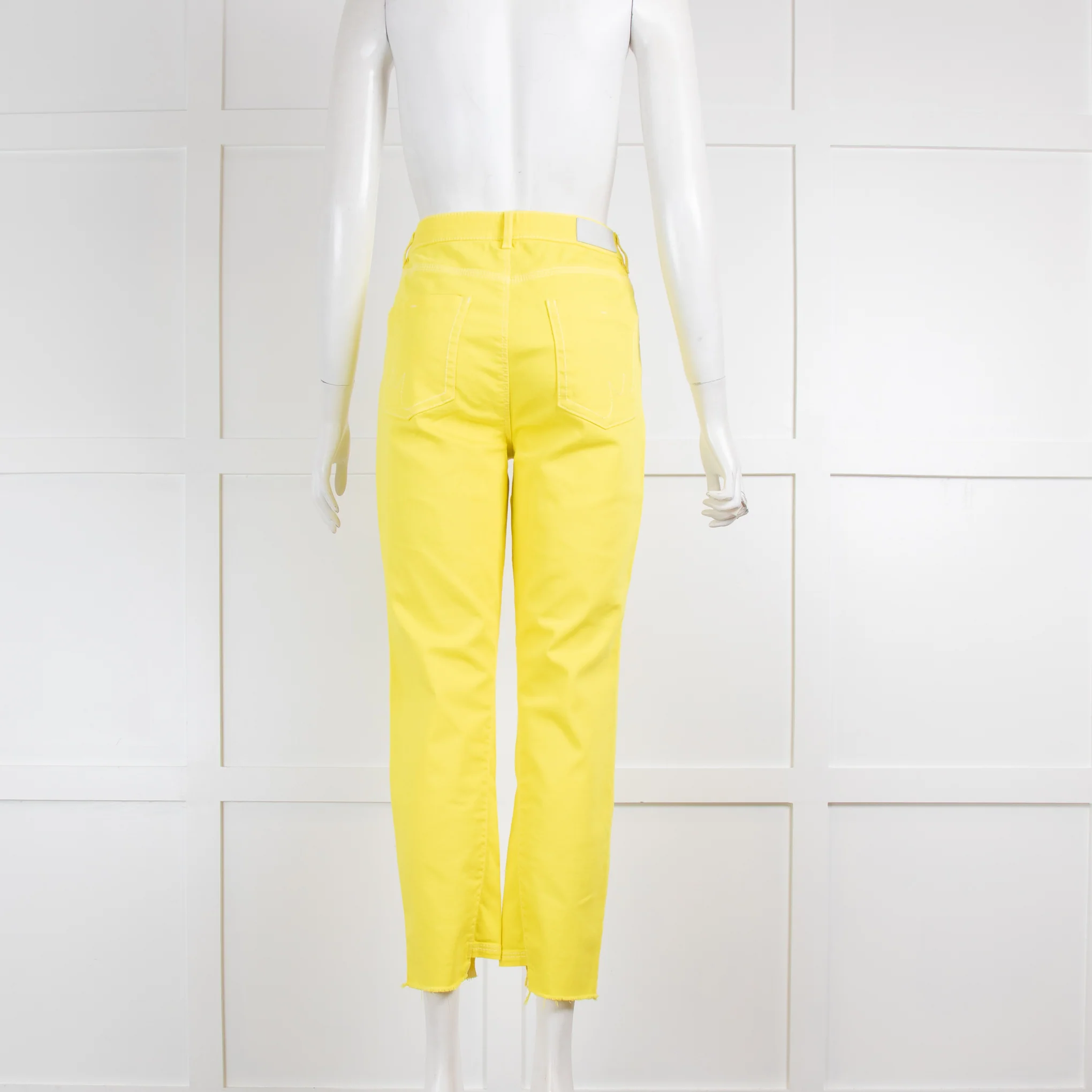 Marccain Yellow Cropped Jeans - Image 3