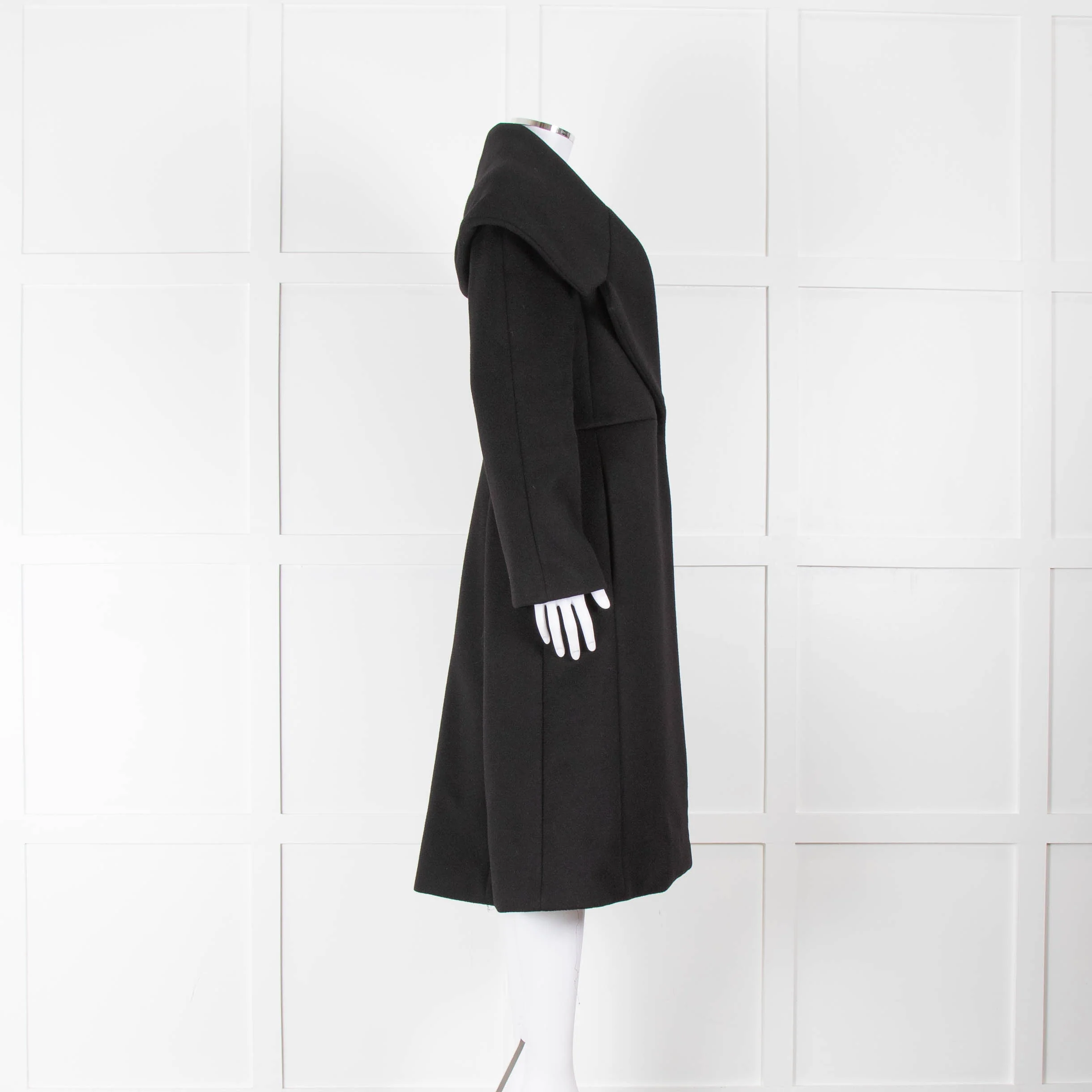 Max Mara Atelier 100%  Black Shawl Collar Coat - Image 2
