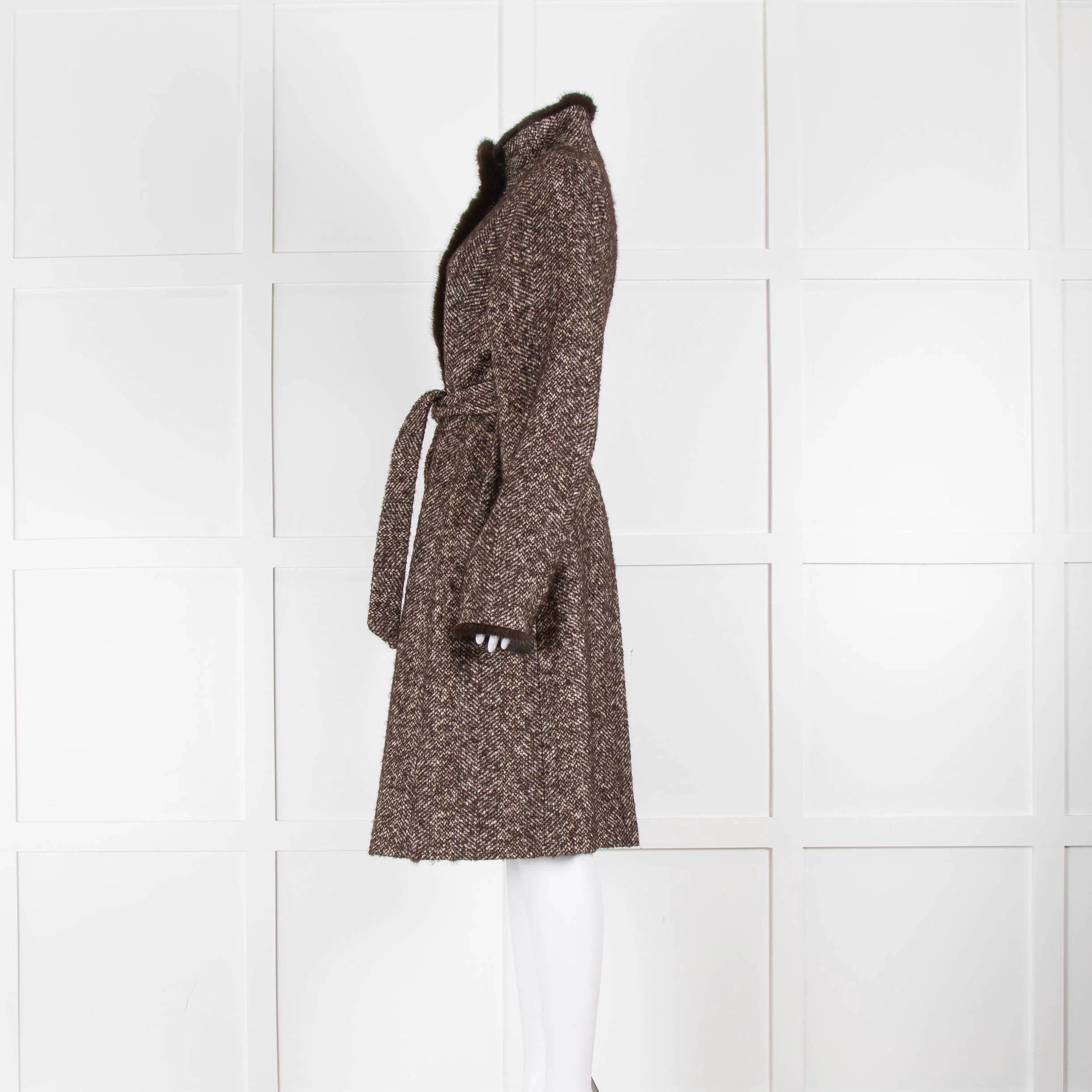 Max Mara Brown White Tweed Mink Trim Coat - Image 4