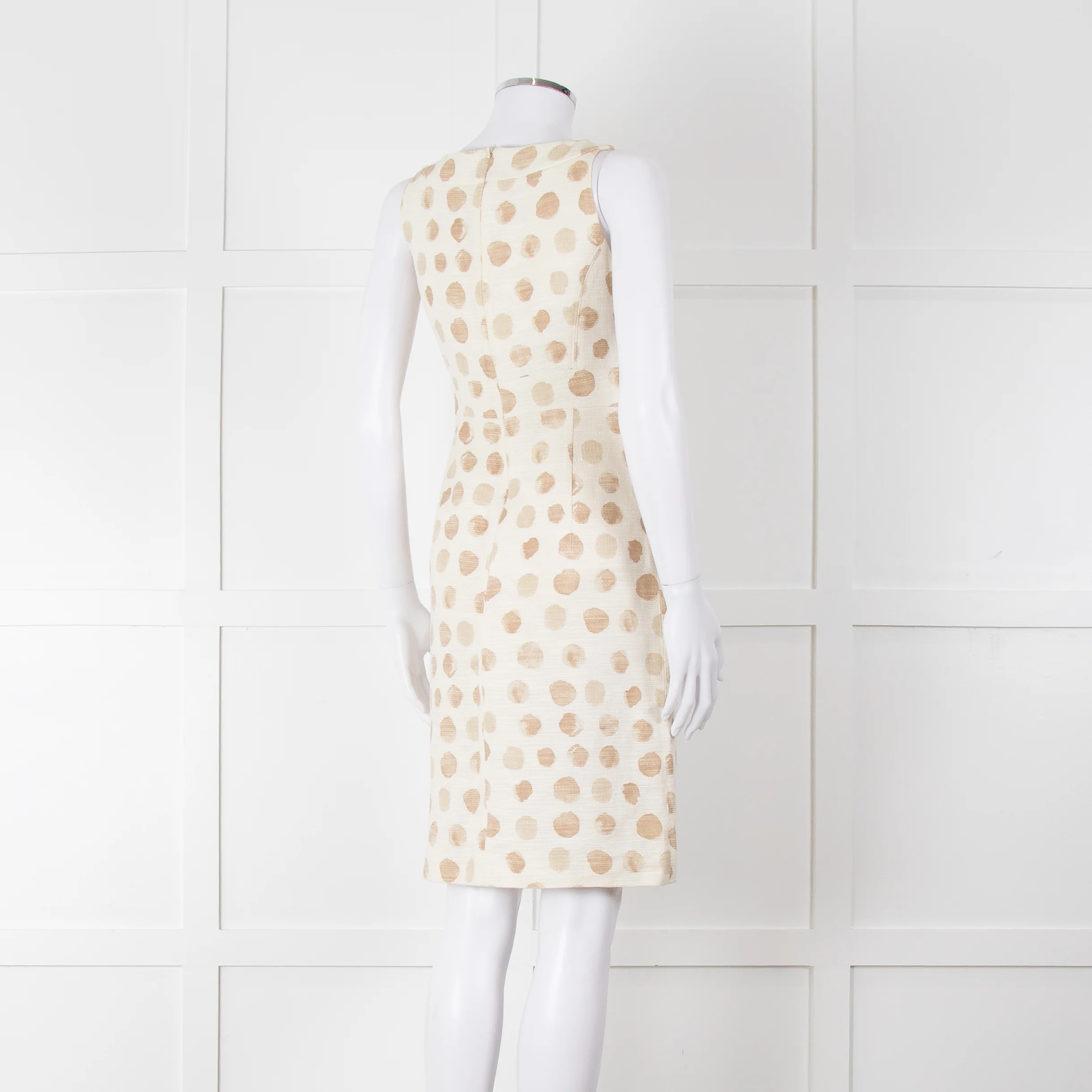 Max Mara Cream Brown Dots Sleeveless Tweedy Dress - Image 4