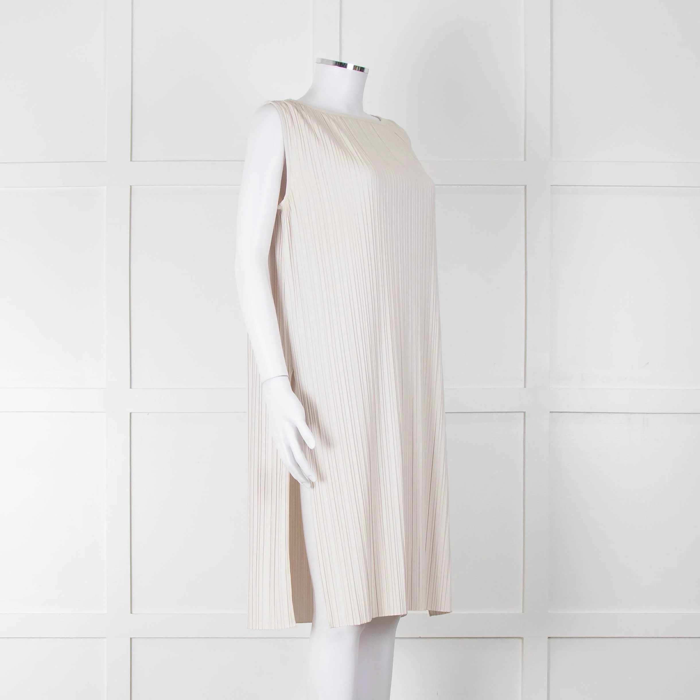 Max Mara Leisure Cream Pleated Sleeveless Tunic - Image 2