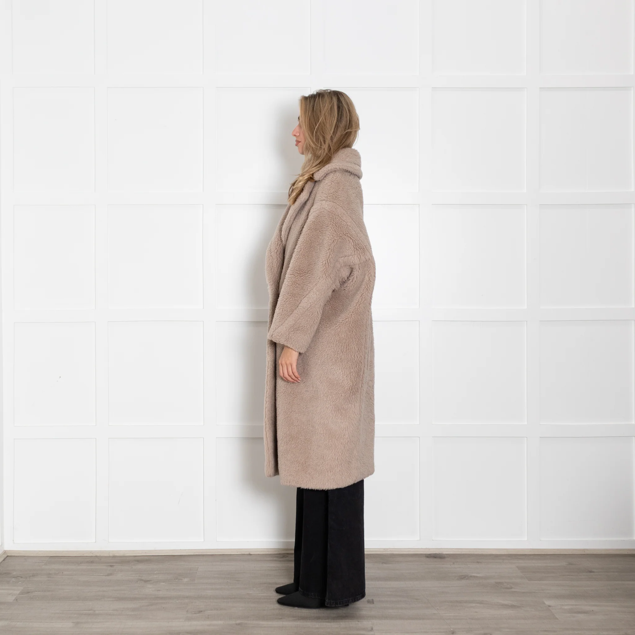 Max Mara Light Beige Teddy Coat - Image 4