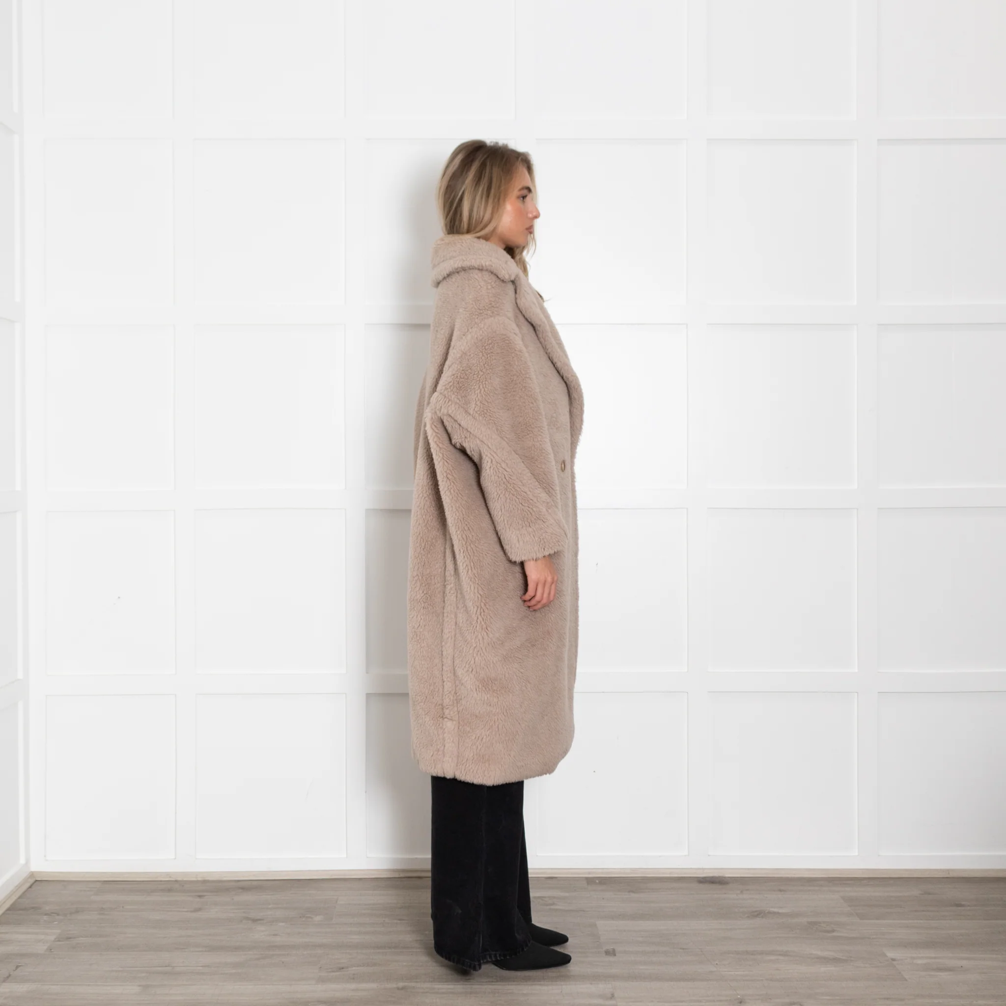 Max Mara Light Beige Teddy Coat - Image 6