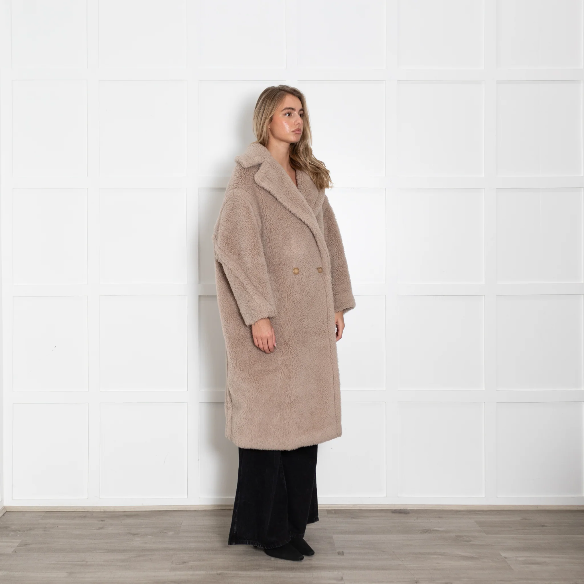 Max Mara Light Beige Teddy Coat - Image 7