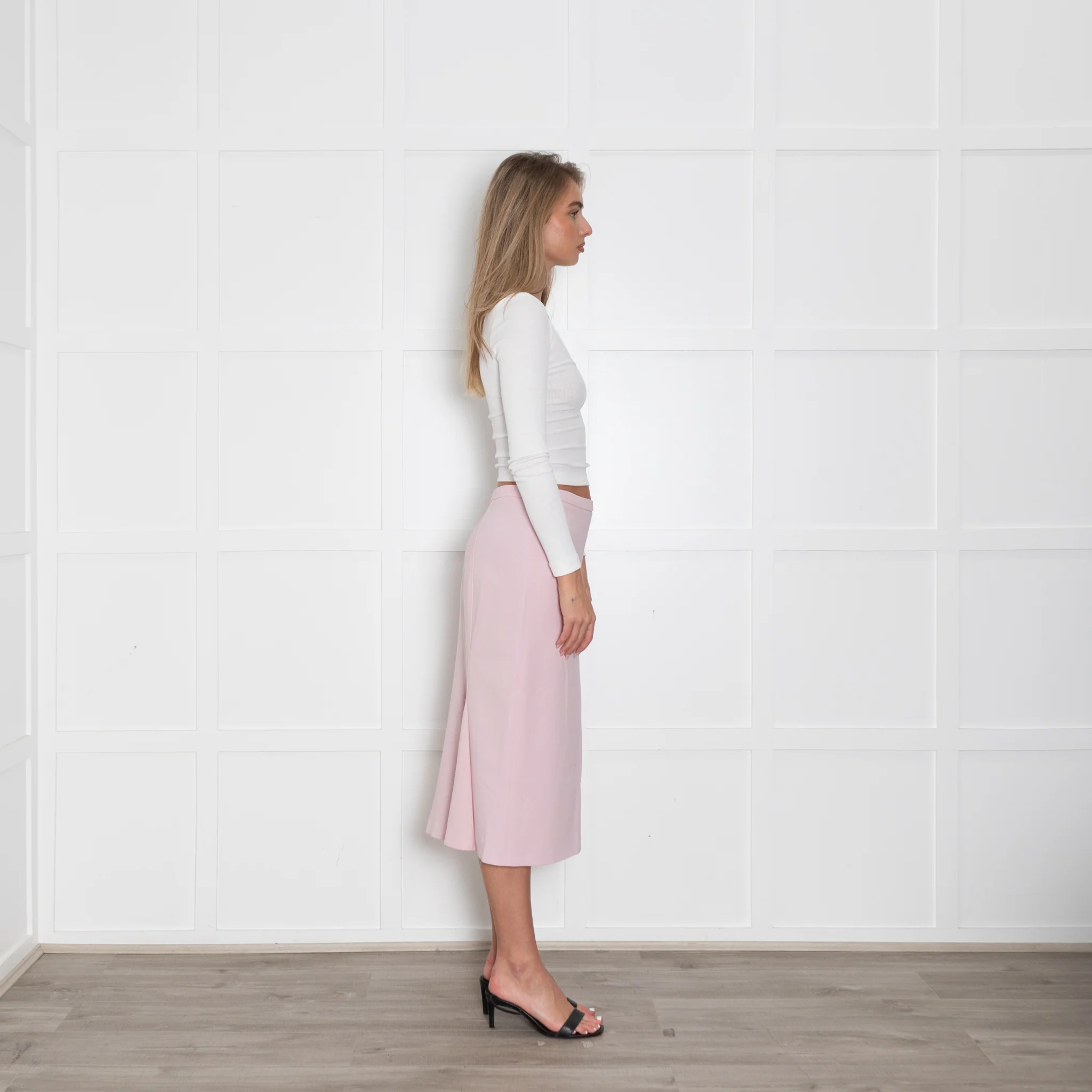 Max Mara Pale Pink Wool Blend Godet Back Detail Midi Skirt - Image 6