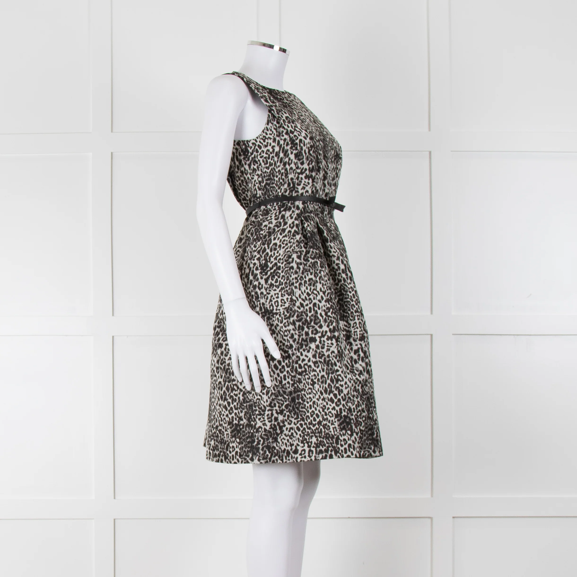 Max Mara Studio Grey Black Animal Print Sleeveless Dress - Image 2