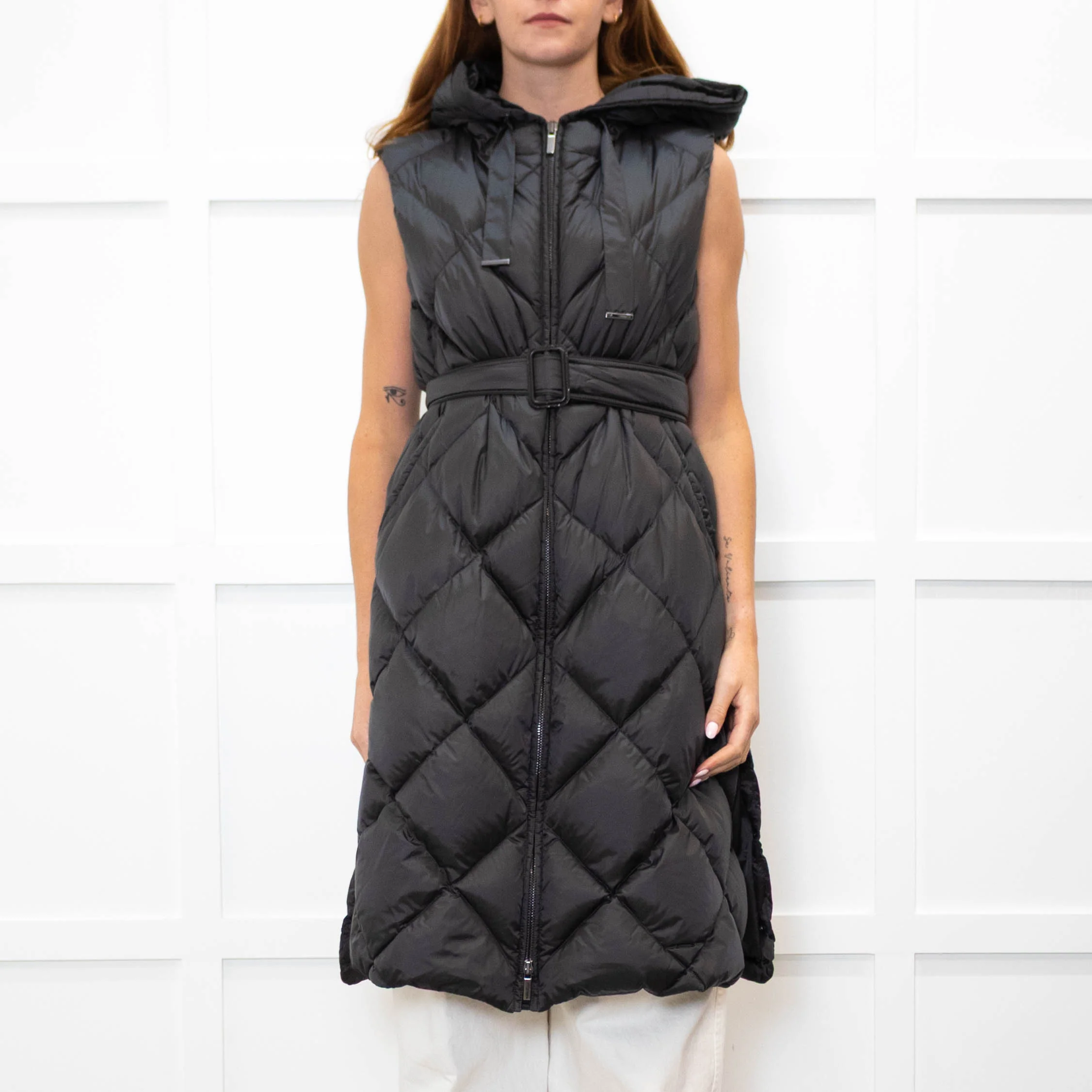 Max Mara The Cube Grey Quilted Long Gilet - Image 2