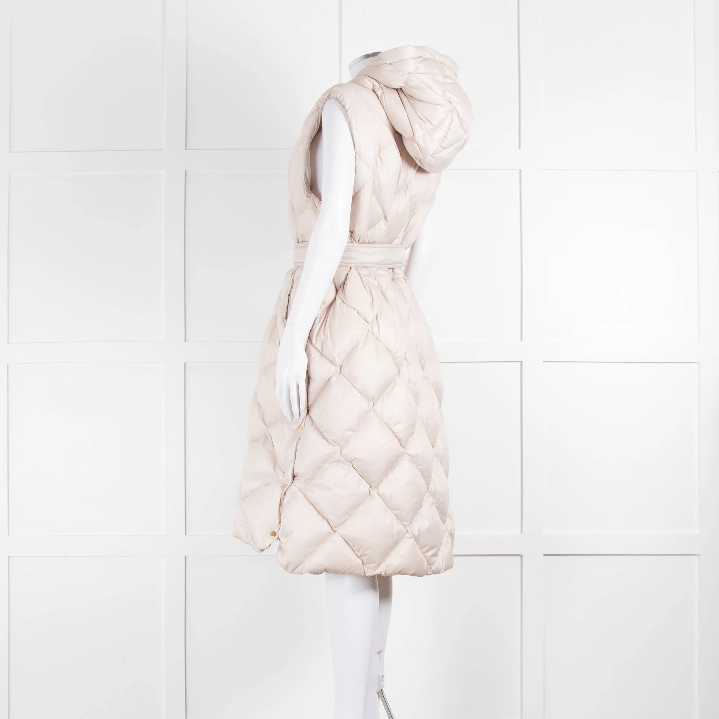 Max Mara The Cube Quilted Long Belted Gilet in Putty - Image 6